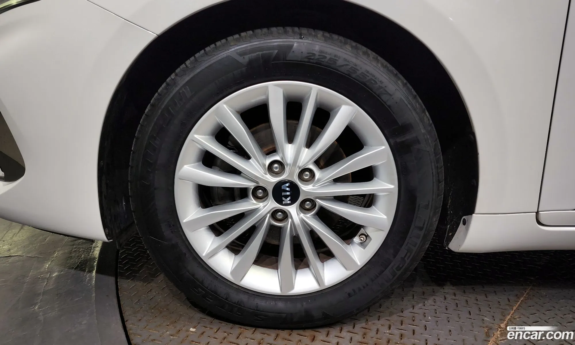 Kia K7 Vg Ii 30 Lpi Standard Rental Car 2020 - фотография 11070764
