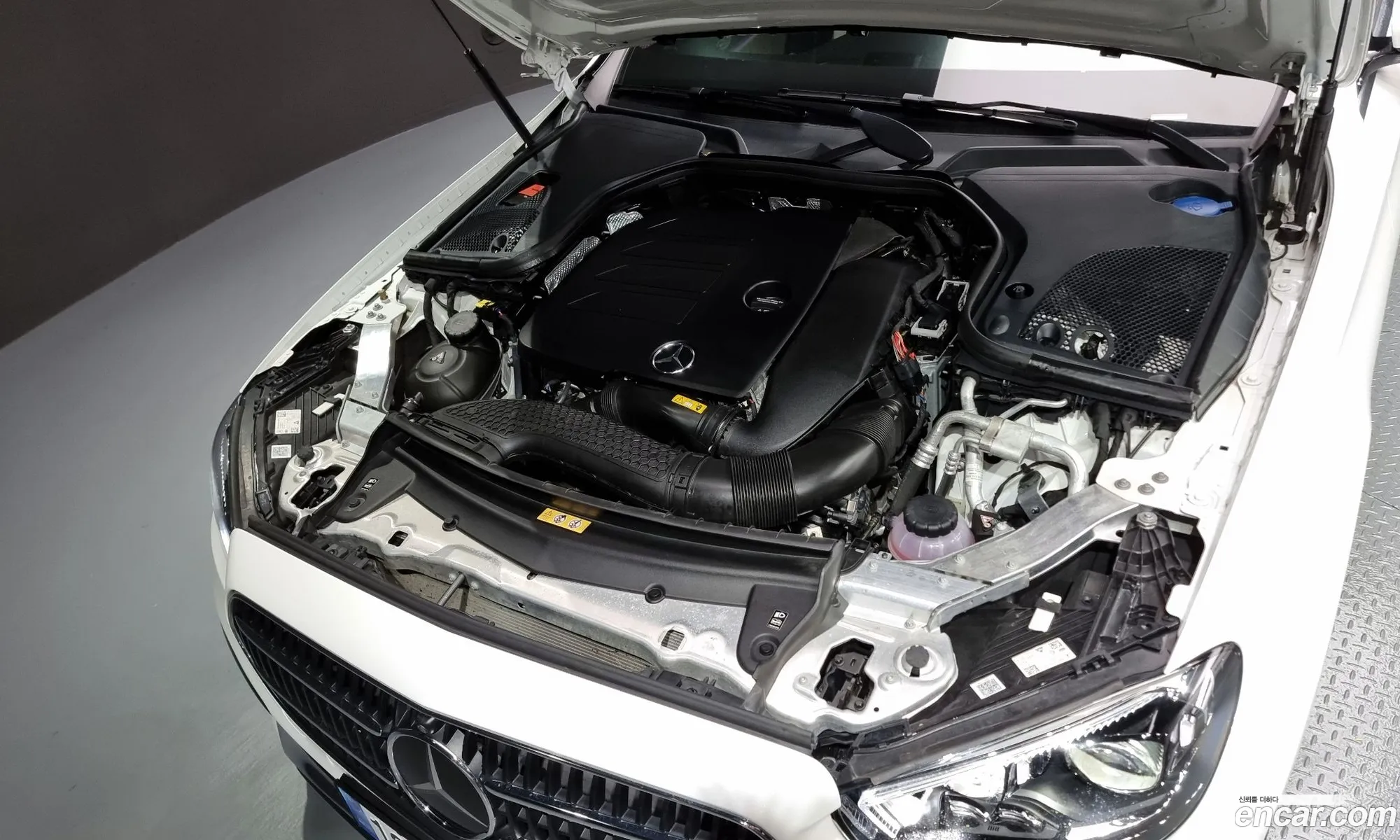 Mercedes-Benz E-Klasse V W213 S213 C238 E350 4Matic Avantgarde 2022 - фотография 13561459