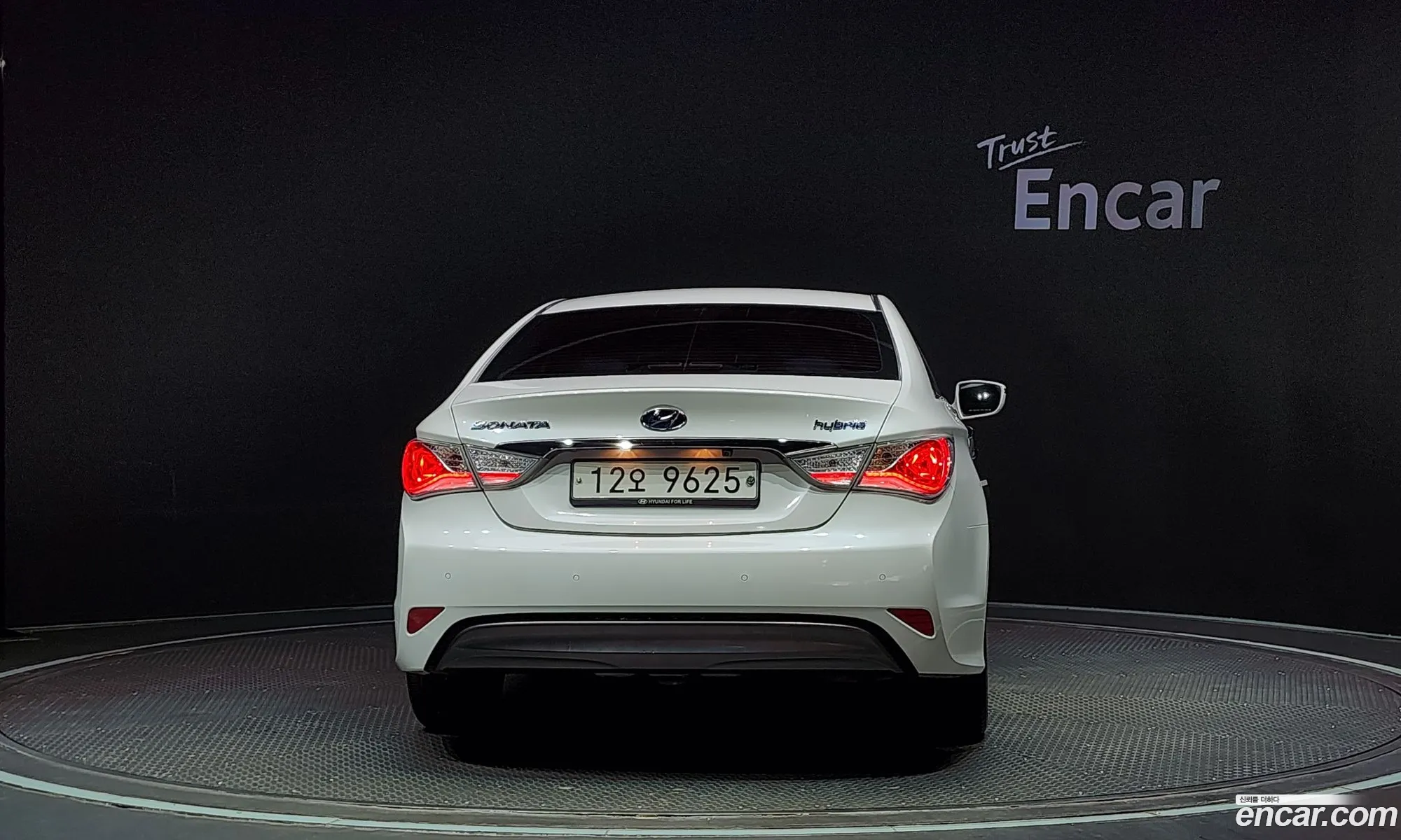 Hyundai Sonata 20 2014 - фотография 14336124