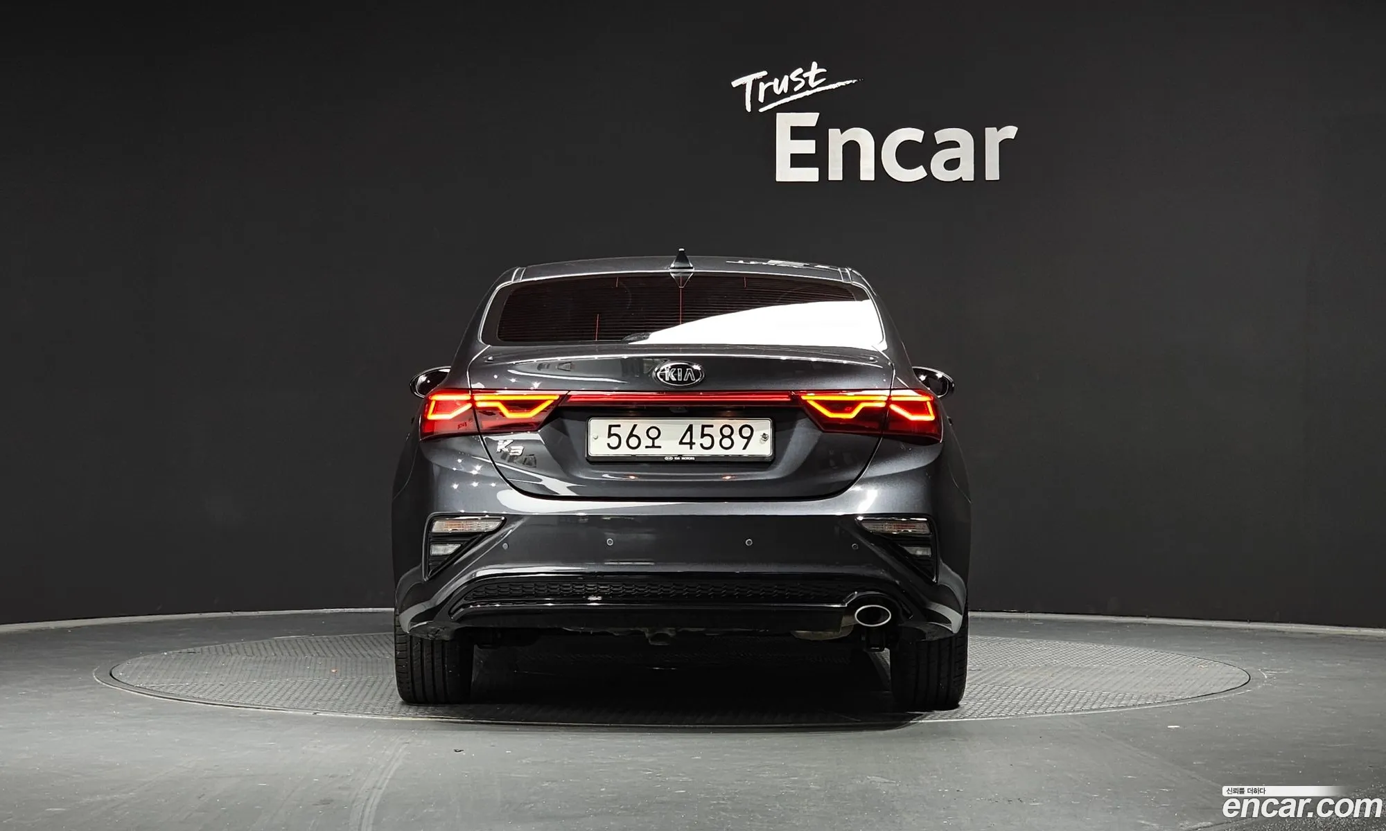Kia K3 Luxury 2019 - фотография 13170853