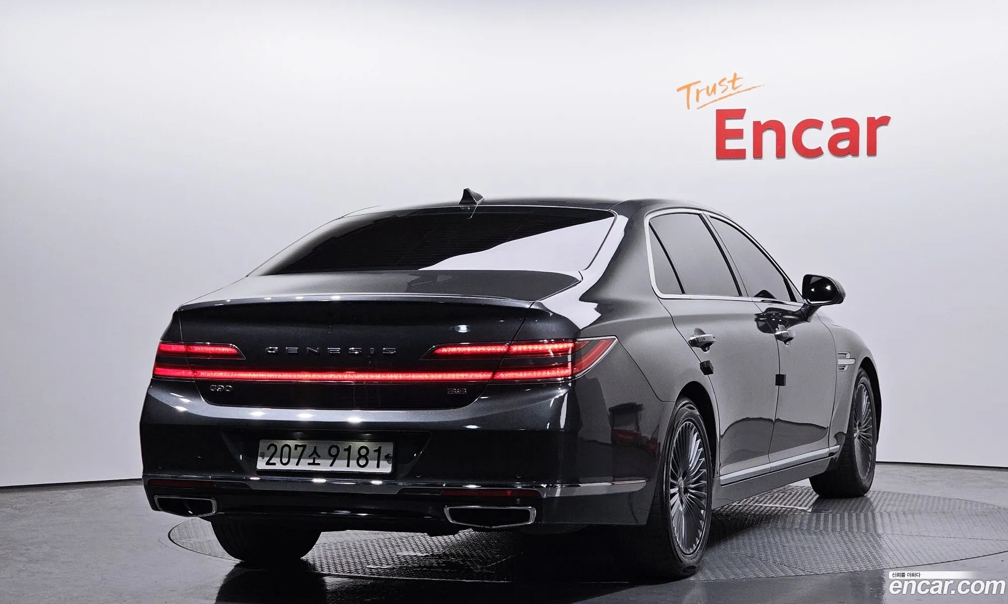 Genesis G90 I 38 2019 - фотография 214453