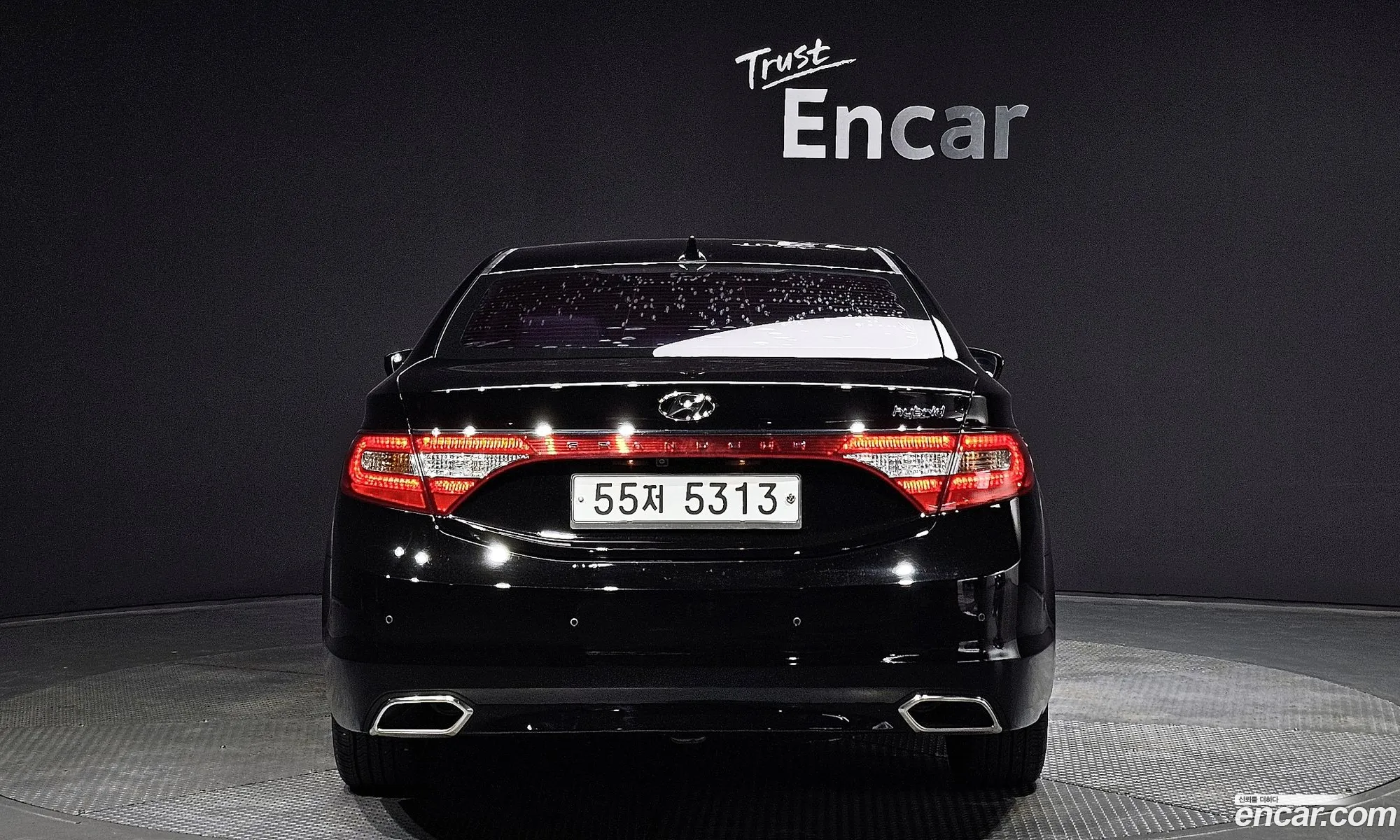 Hyundai Grandeur V Premium 2015 - фотография 18512631