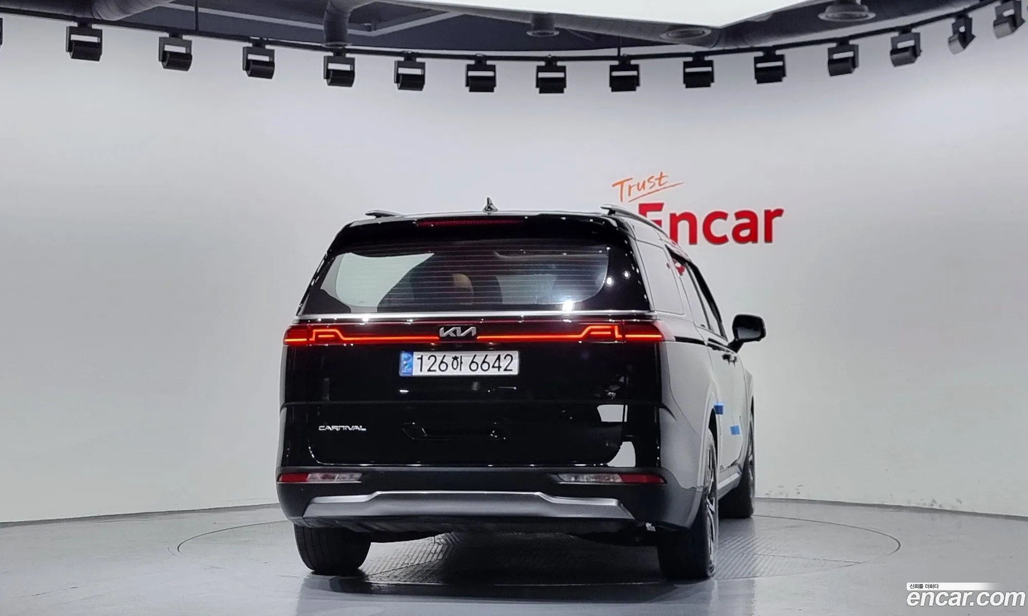 Kia Carnival Iv 9-Seater Signature 2022 - фотография 11408795