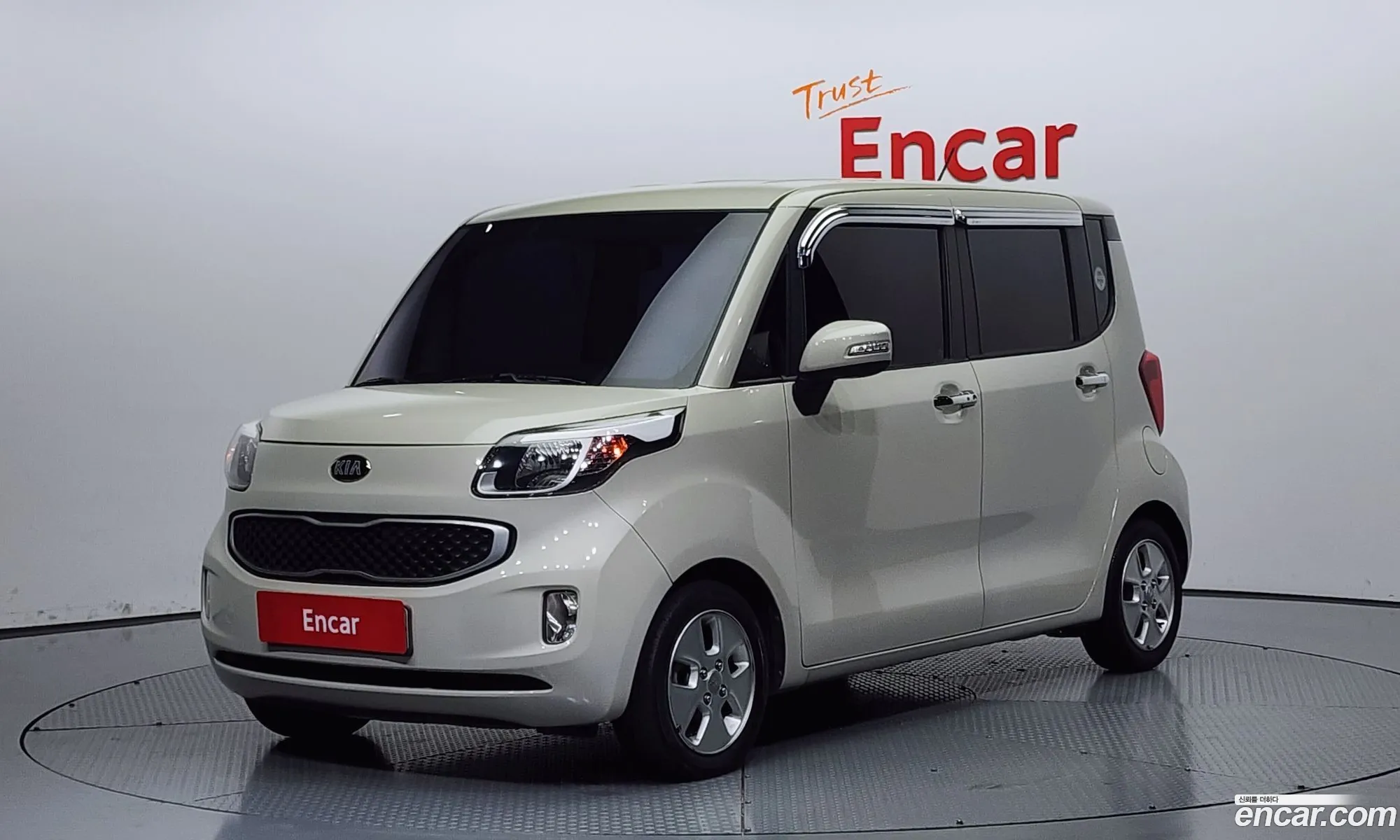 Kia Ray Luxury 2015 - фотография 12387891