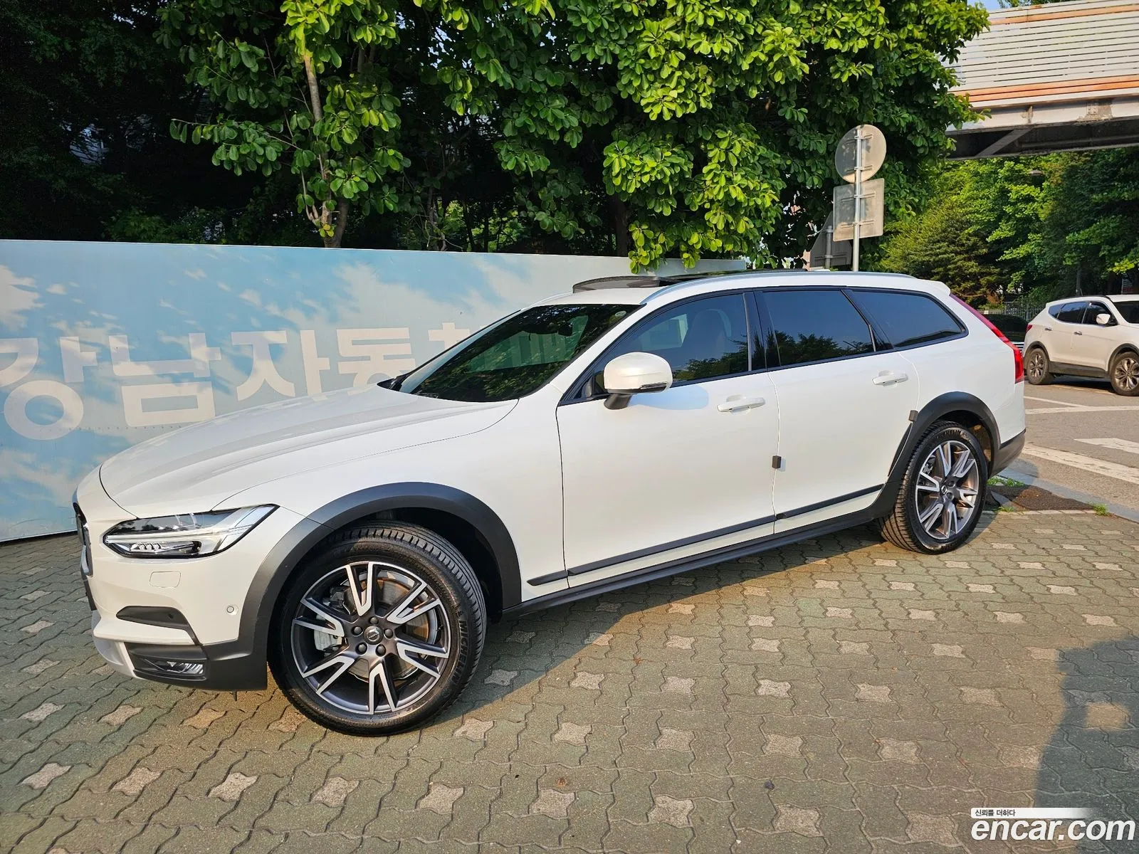 Volvo V90 Ii D5 Pro Awd 2019 - фотография 4504402