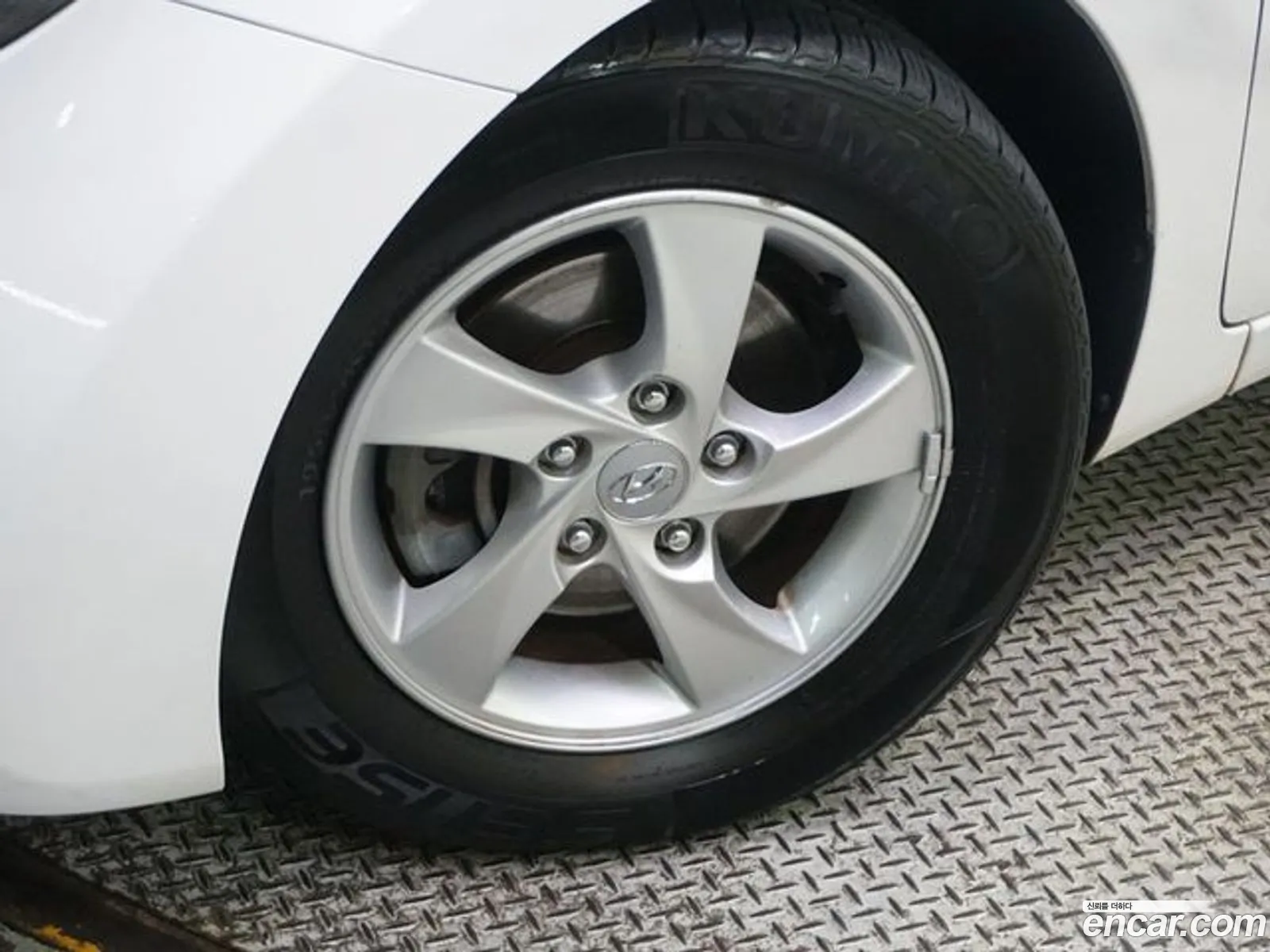 Hyundai Avante V Lpi M16 Luxury 2012 - фотография 17447711