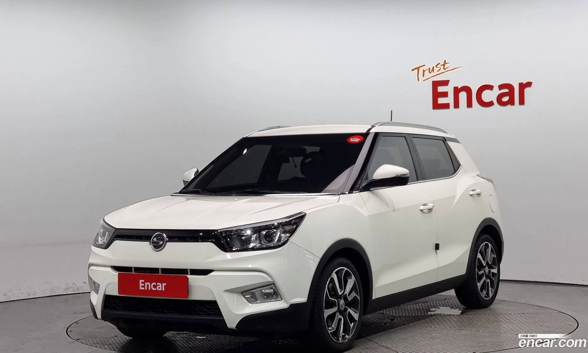 Ssangyong Tivoli Tivoli Diesel Lx 2Wd 2016 - фотография 19793166
