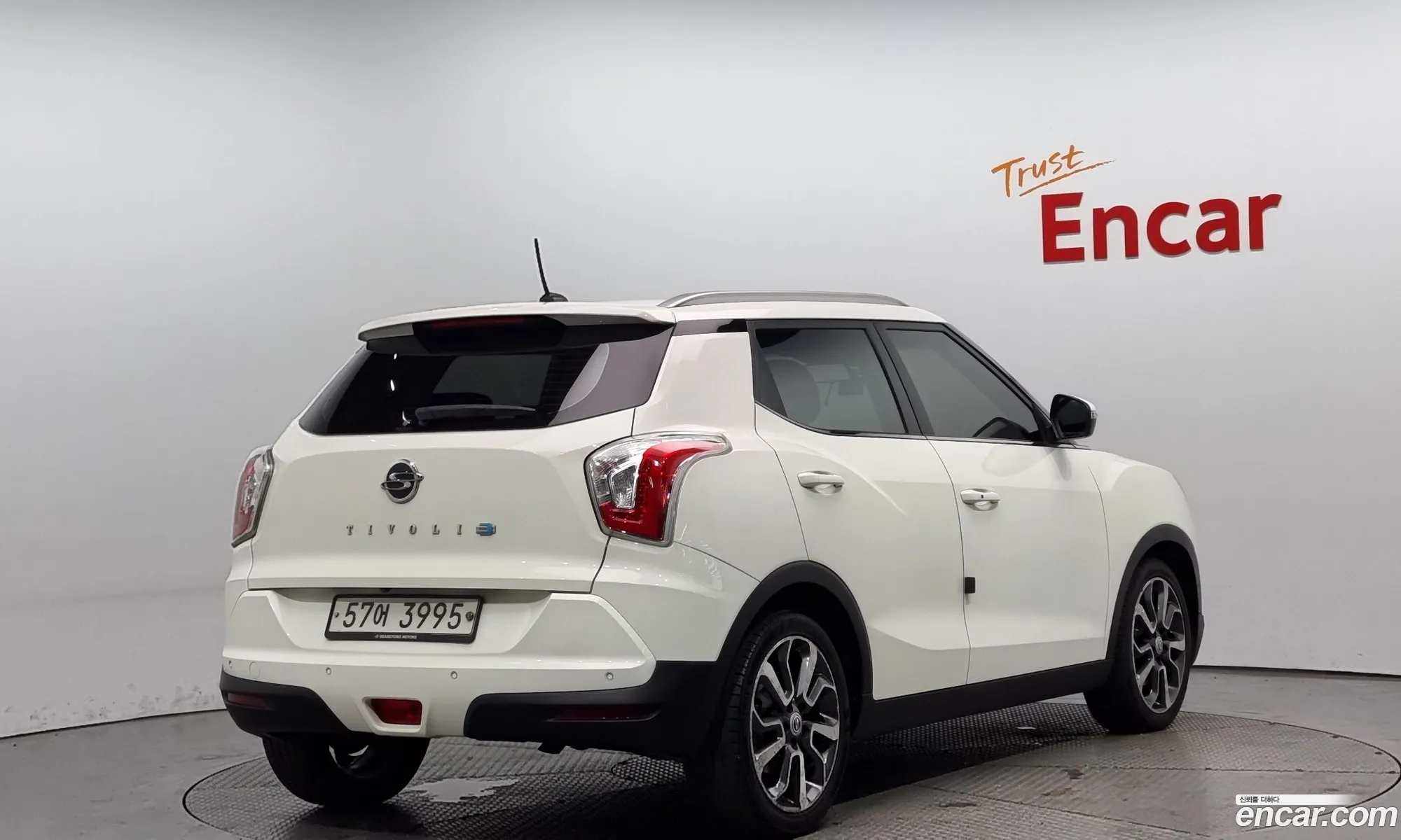 Ssangyong Tivoli Tivoli Diesel Lx 2Wd 2016 - фотография 19793167