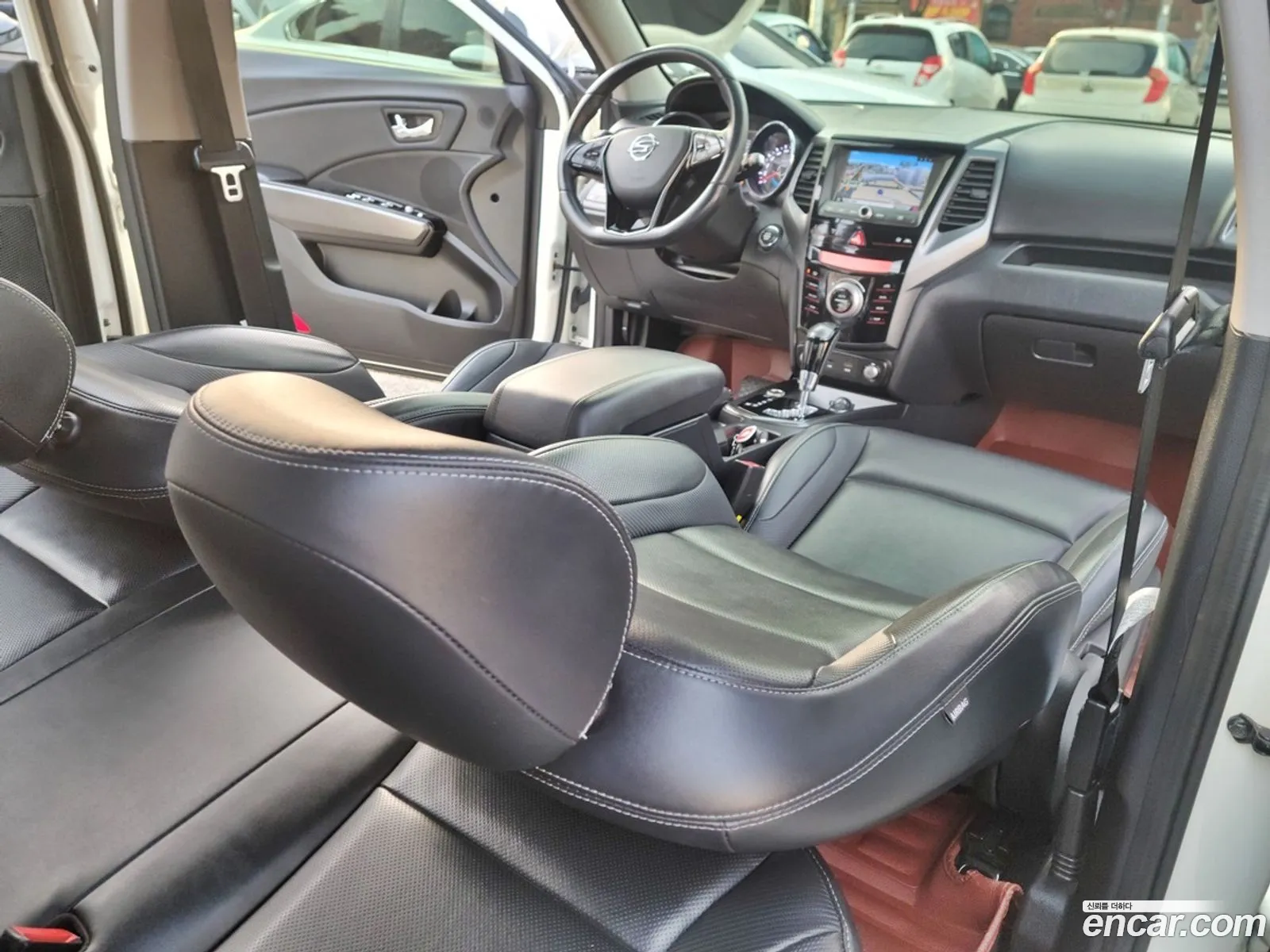Ssangyong Tivoli Tivoli Lx 2Wd 2017 - фотография 17284100
