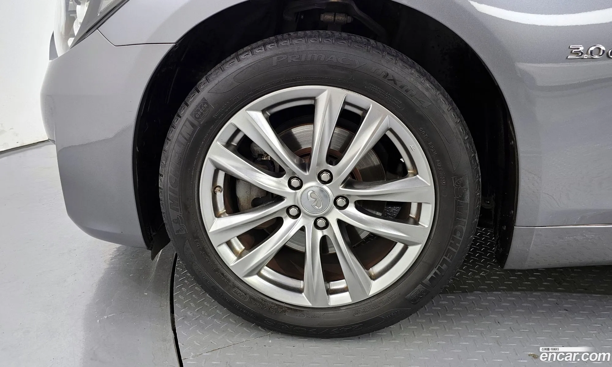 Infiniti Q70 I 30D 2015 - фотография 3982398