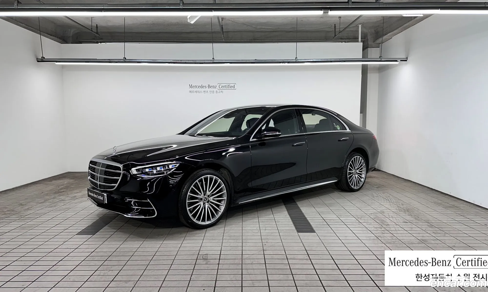 Mercedes-Benz S-Klasse S500L 4Matic 2023 - фотография 12857577