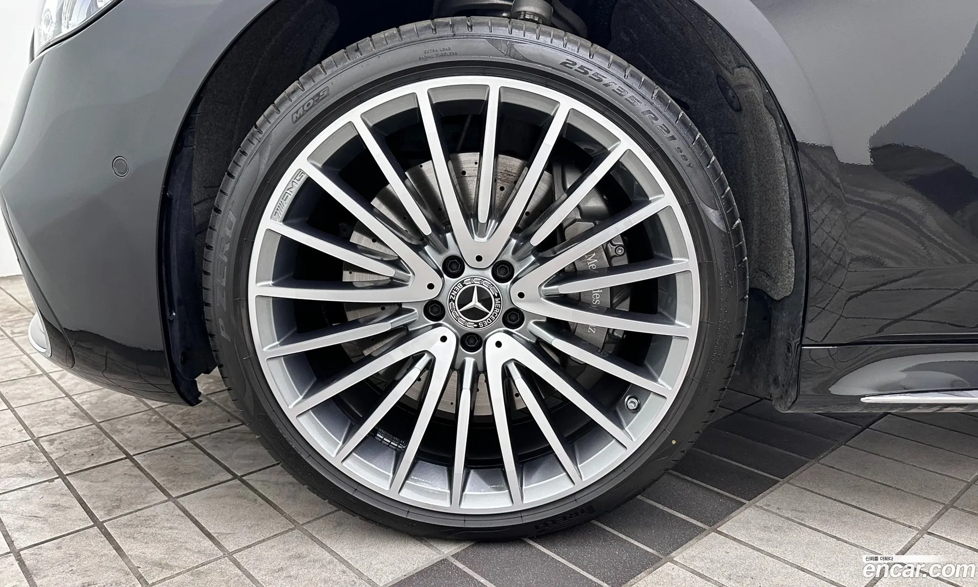 Mercedes-Benz S-Klasse S500L 4Matic 2023 - фотография 12857581