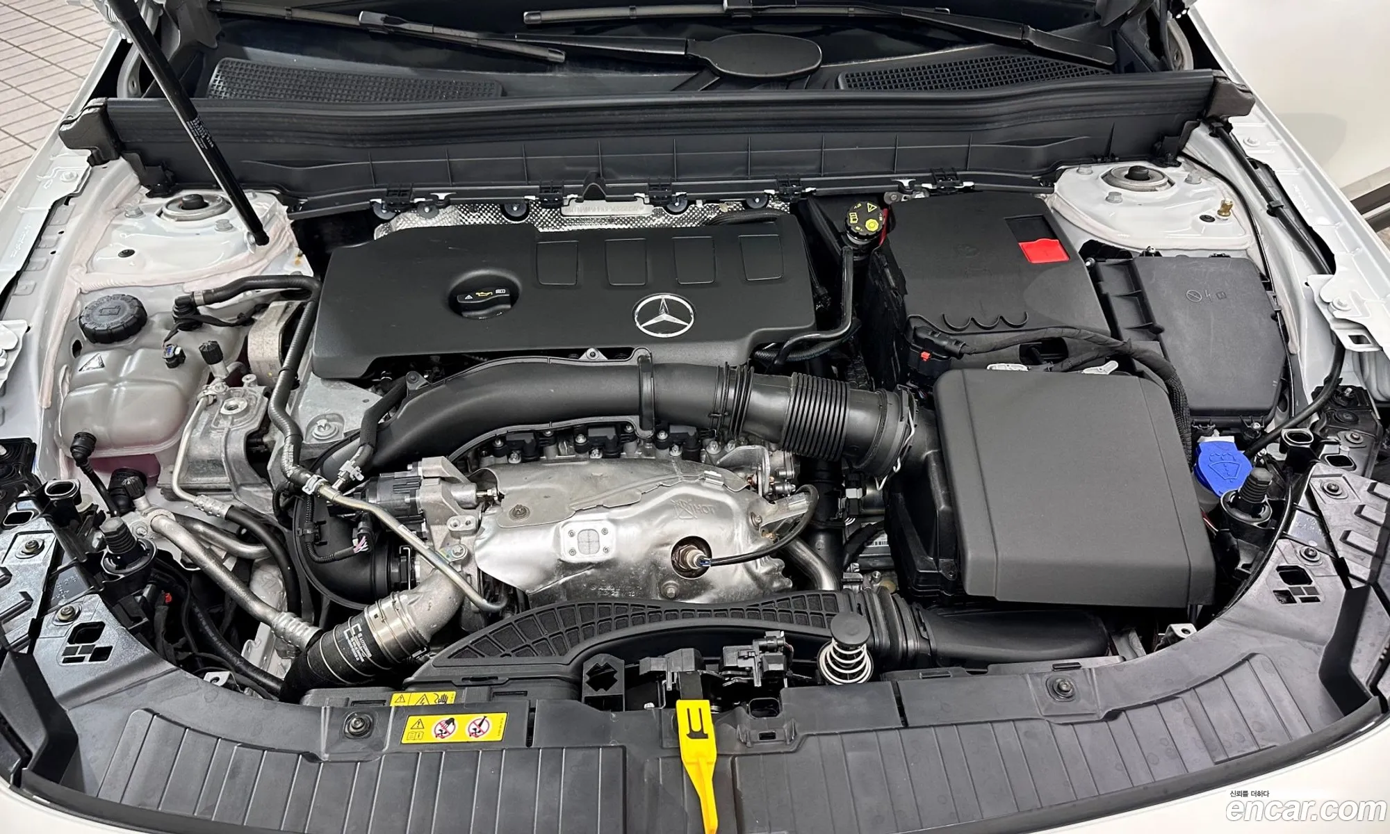 Mercedes-Benz Glb Glb250 4Matic 2023 - фотография 12867773