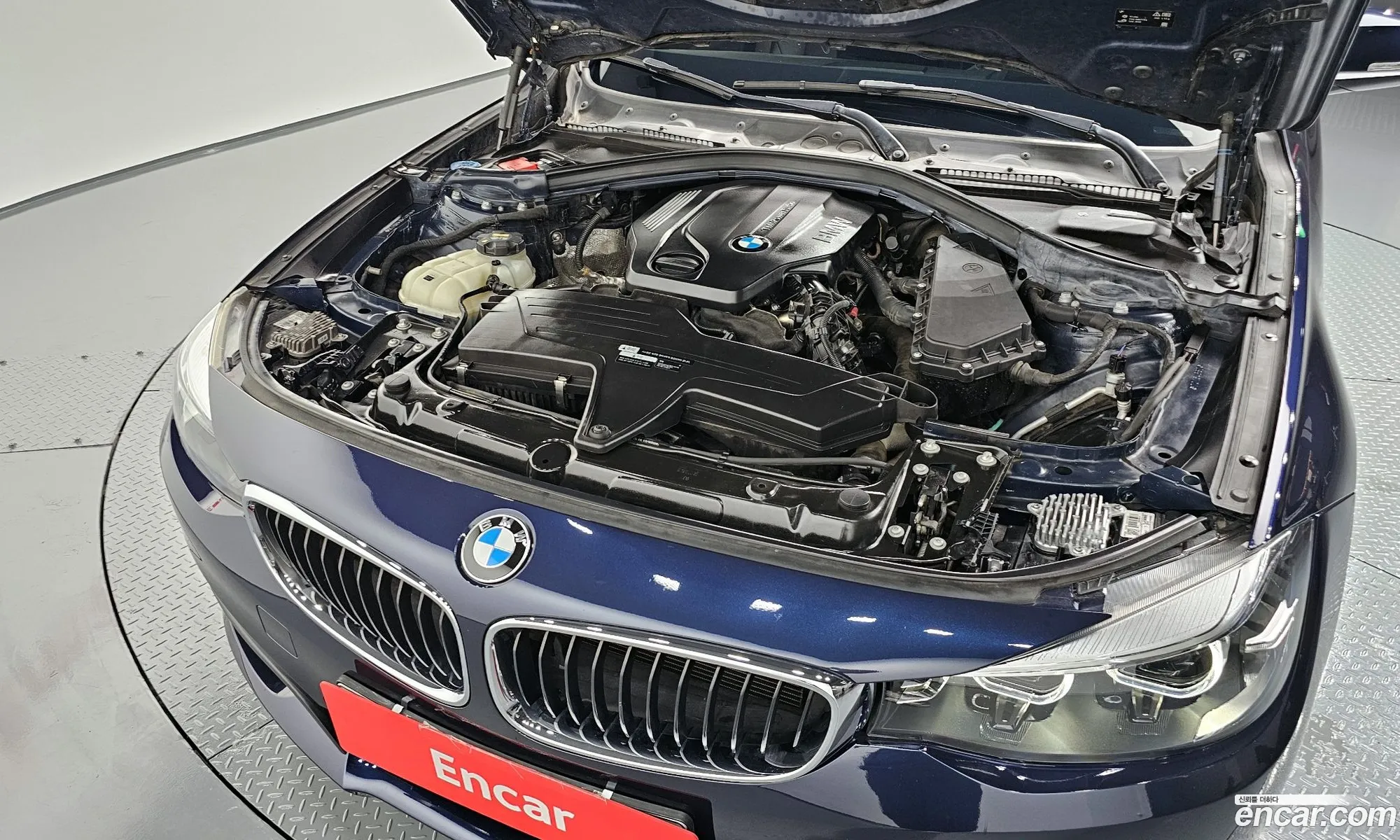 BMW 6Er Gt 320D 2018 - фотография 17191784