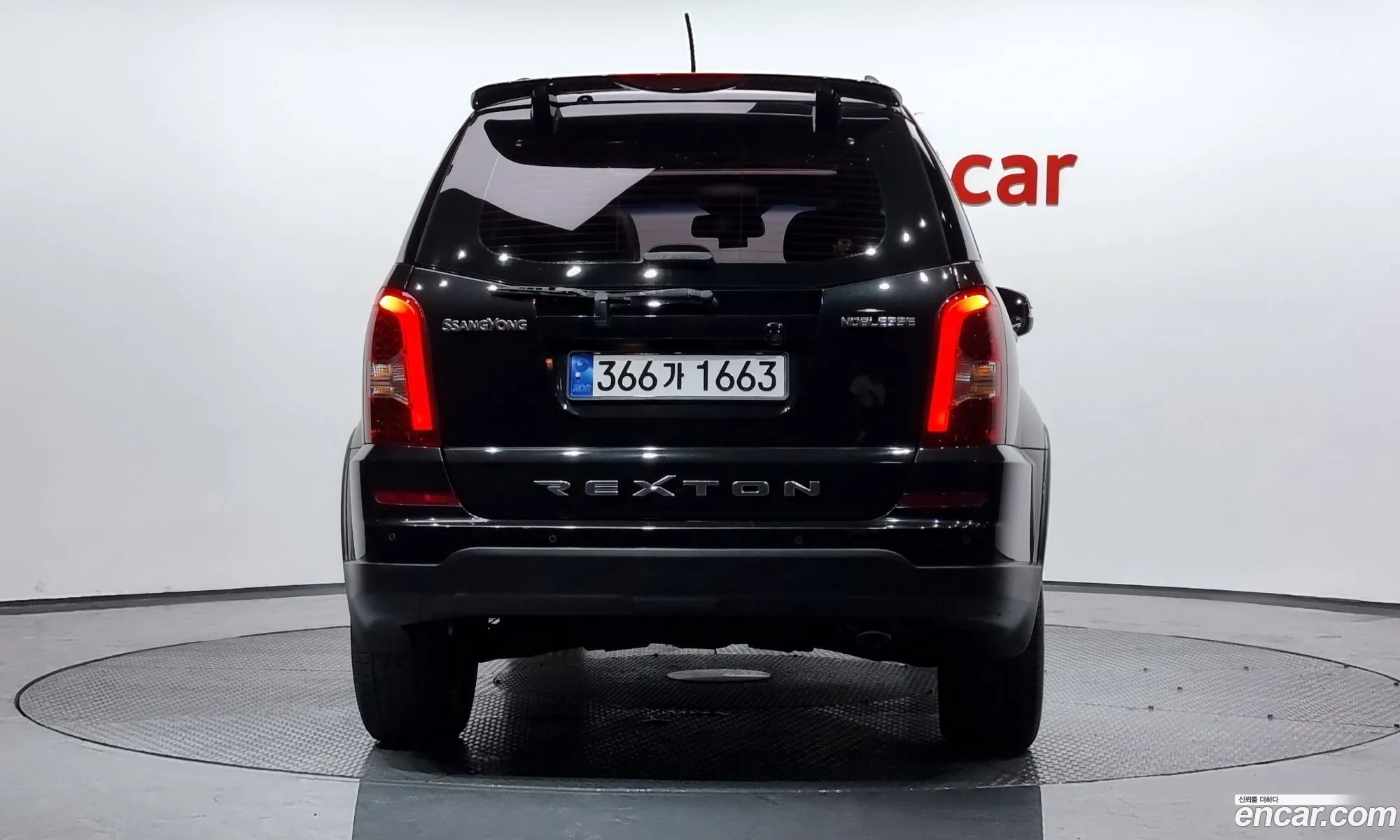 Ssangyong Rexton Iii 20 4Wd Noblesse 2014 - фотография 19793156