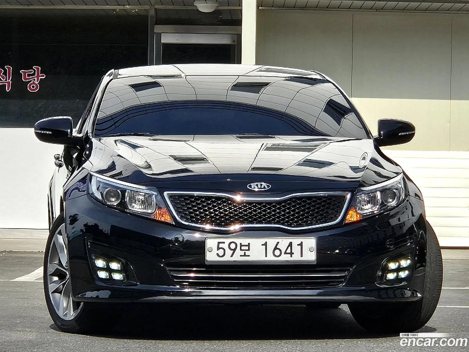 Kia K5 Luxury 2015 - фотография 18837460