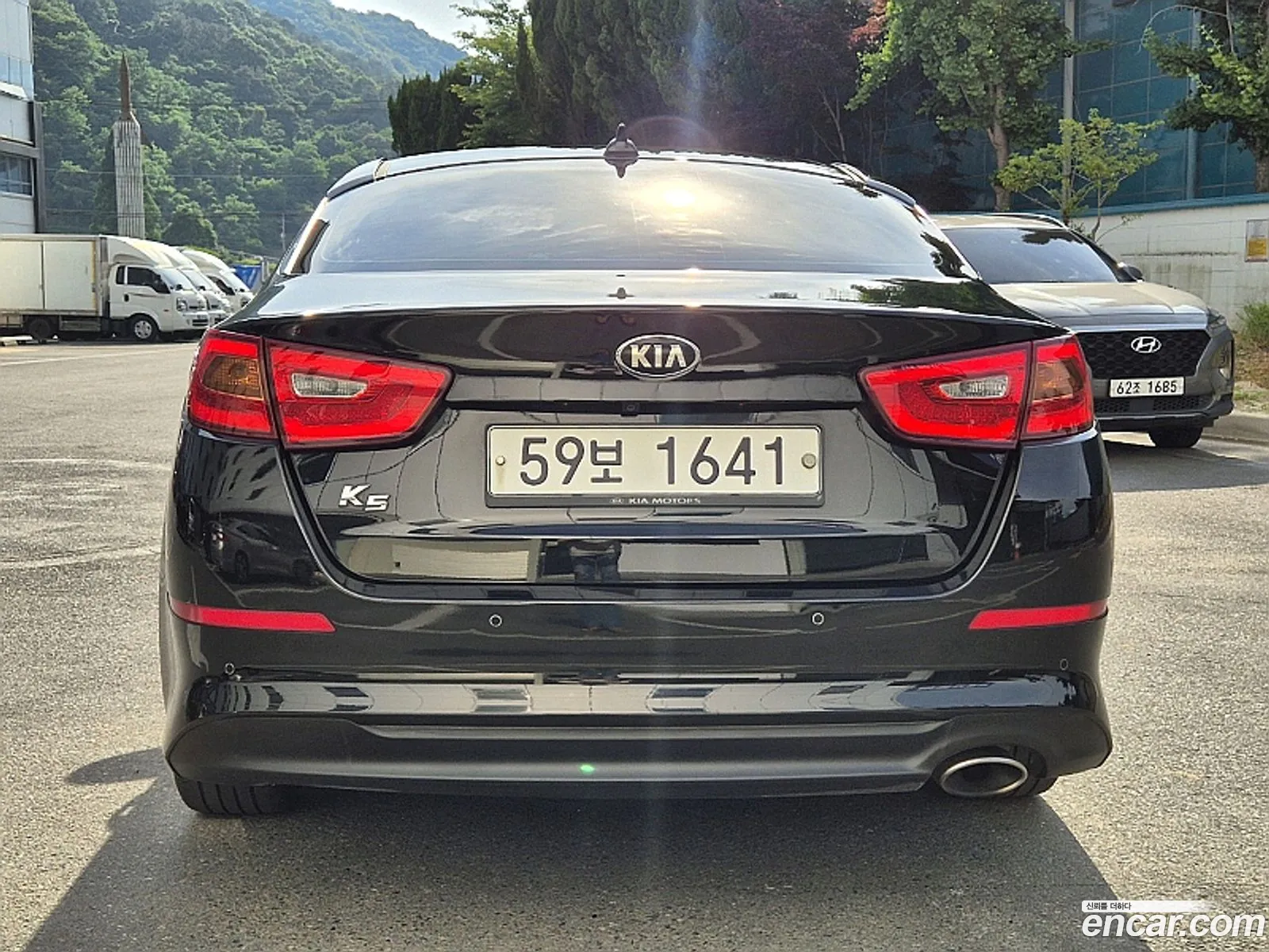 Kia K5 Luxury 2015 - фотография 18837465