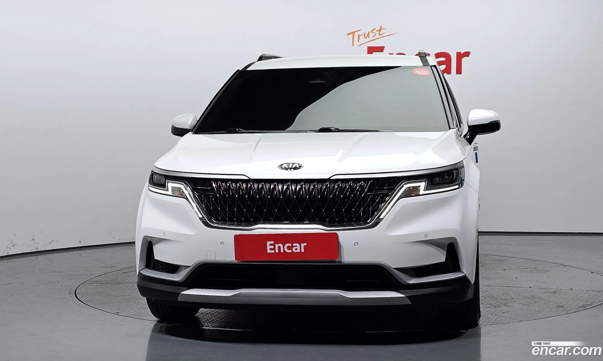 Kia Carnival 9-Seater Prestige 2021 - фотография 17308774