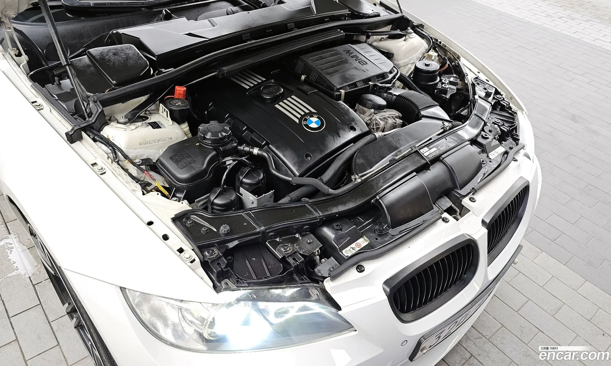 BMW 3Er V E90E91E92E93 335I Convertible 2009 - фотография 936402