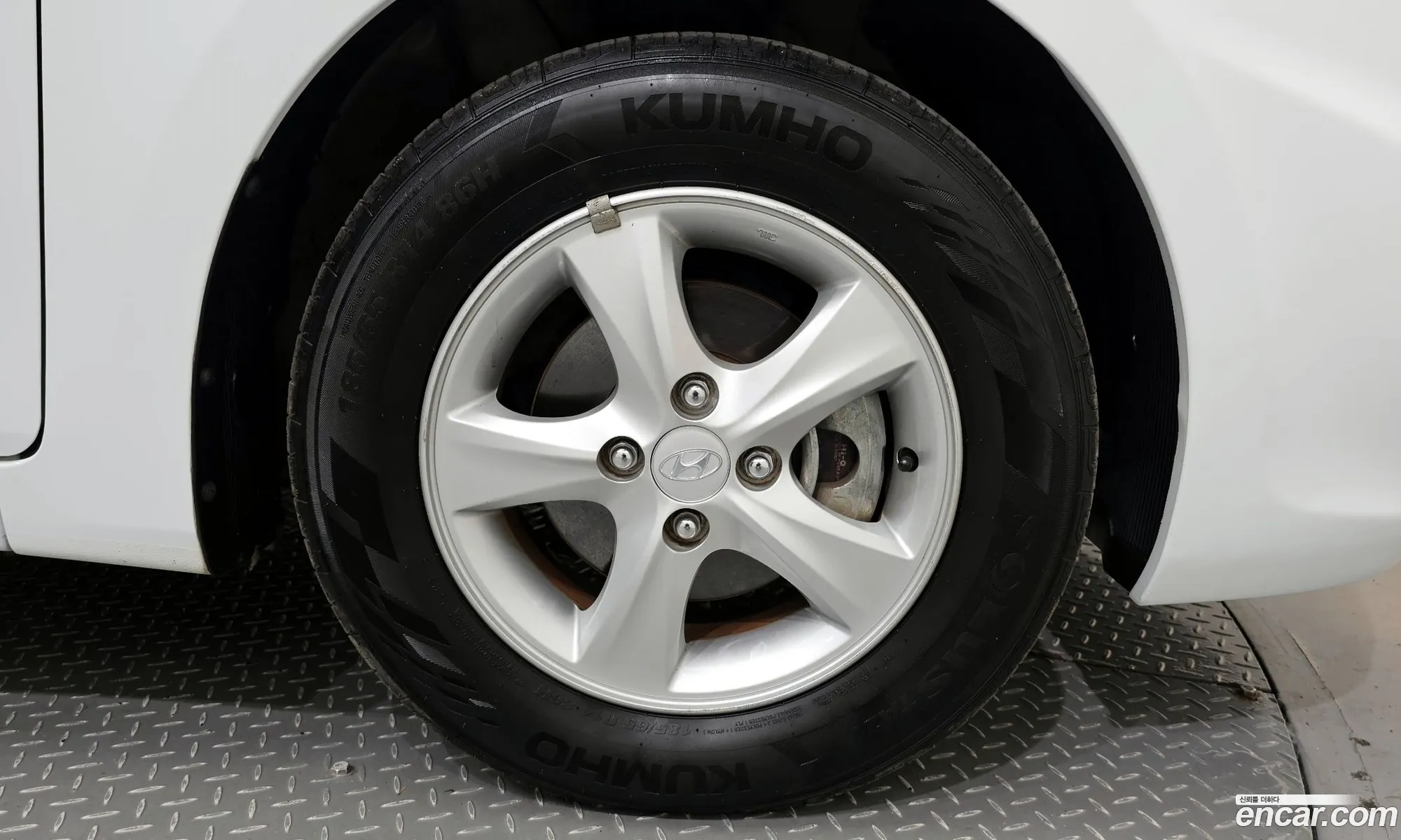 Hyundai Accent Iv 14 Vvt Modern 2014 - фотография 18619421