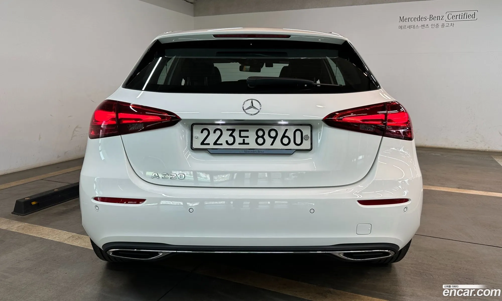 Mercedes-Benz A-Klasse A220 Hatchback 2024 - фотография 18714919