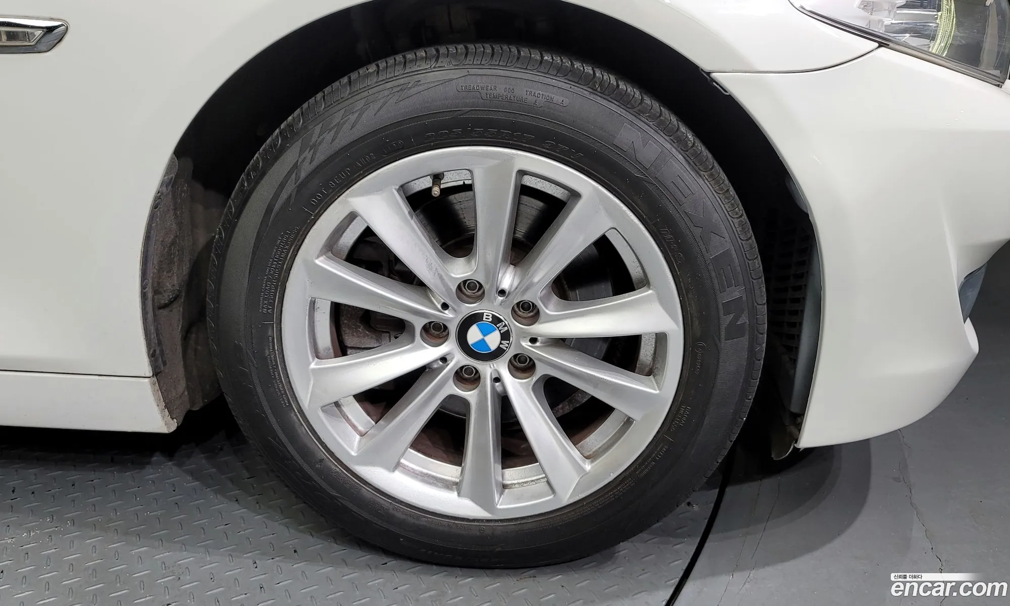 BMW 5Er Vi F10F11F07 520D 2012 - фотография 17093713