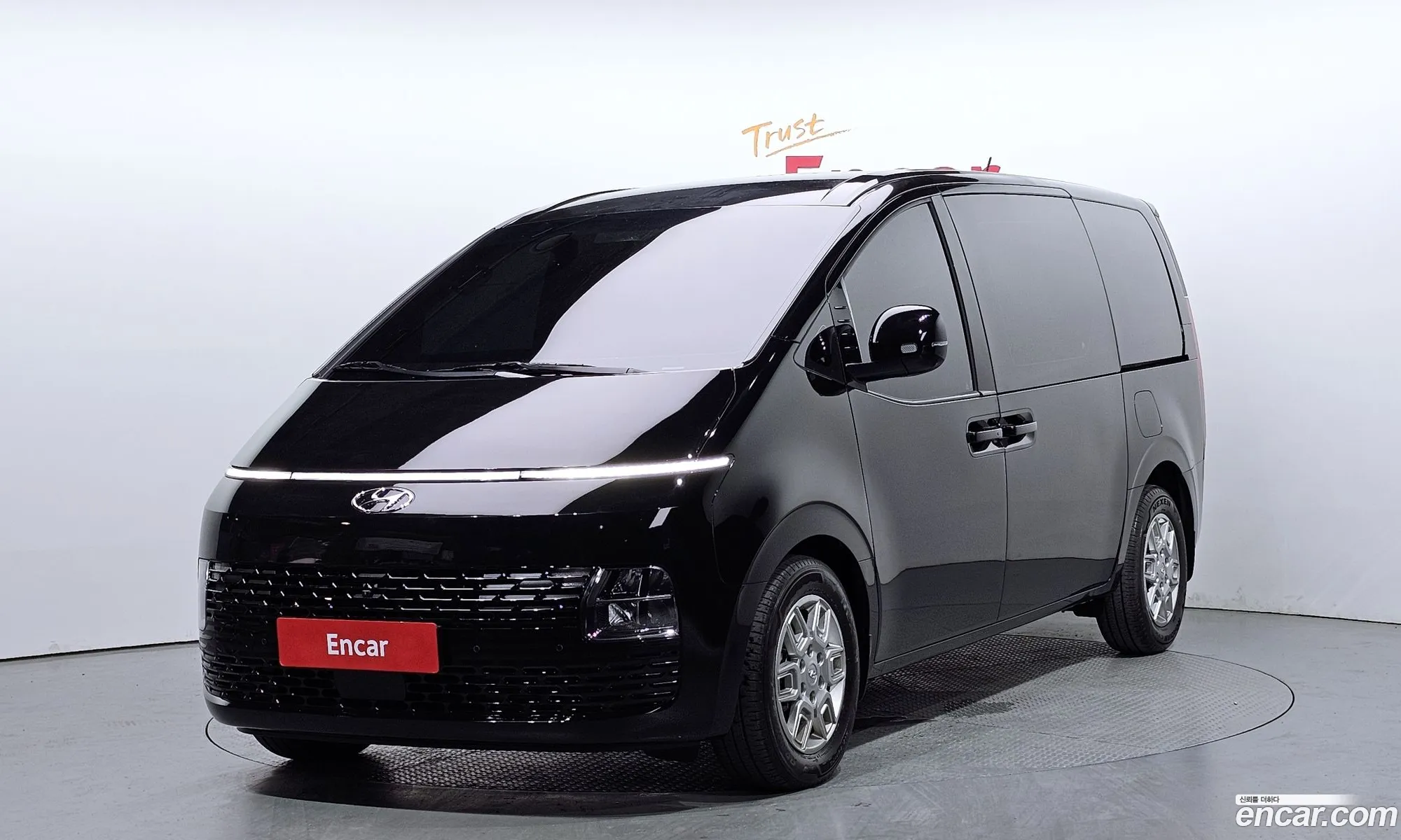 Hyundai Staria L35 Cargo 3-Seater 2023 - фотография 12836101