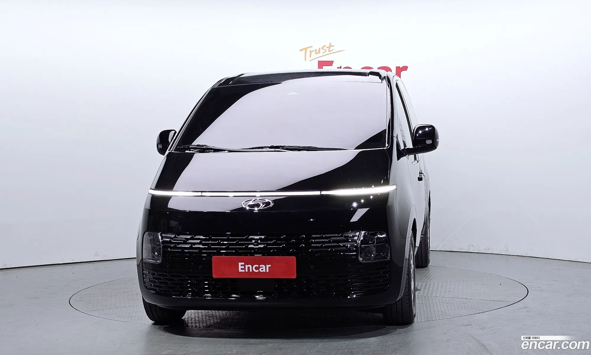 Hyundai Staria L35 Cargo 3-Seater 2023 - фотография 12836103