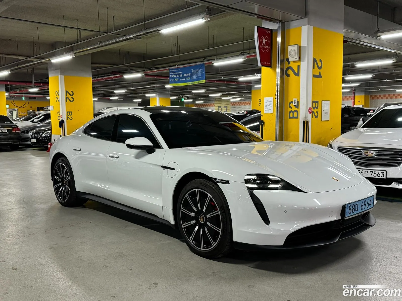 Porsche Taycan I 4S 2021 - фотография 3903113