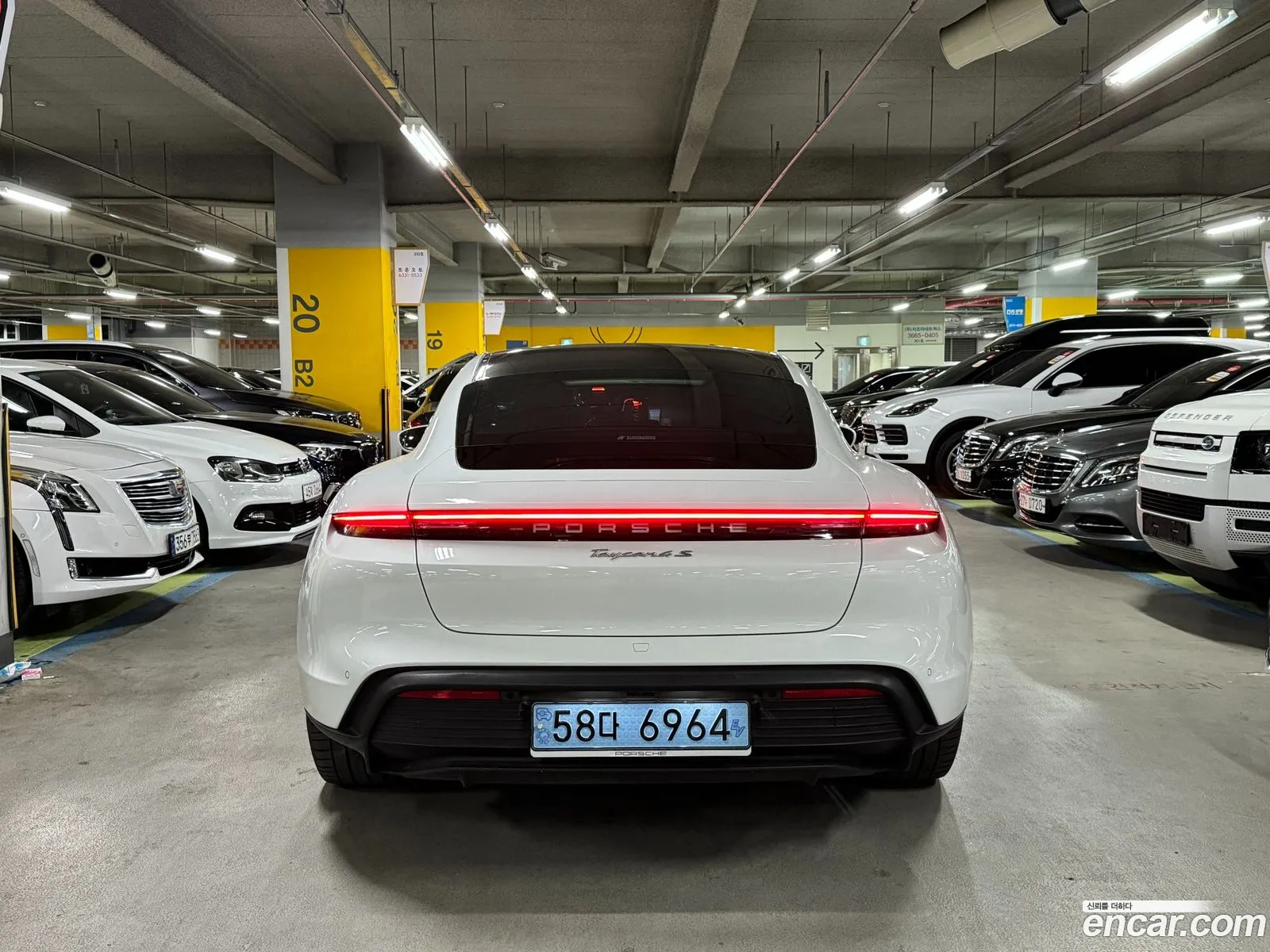 Porsche Taycan I 4S 2021 - фотография 3903114