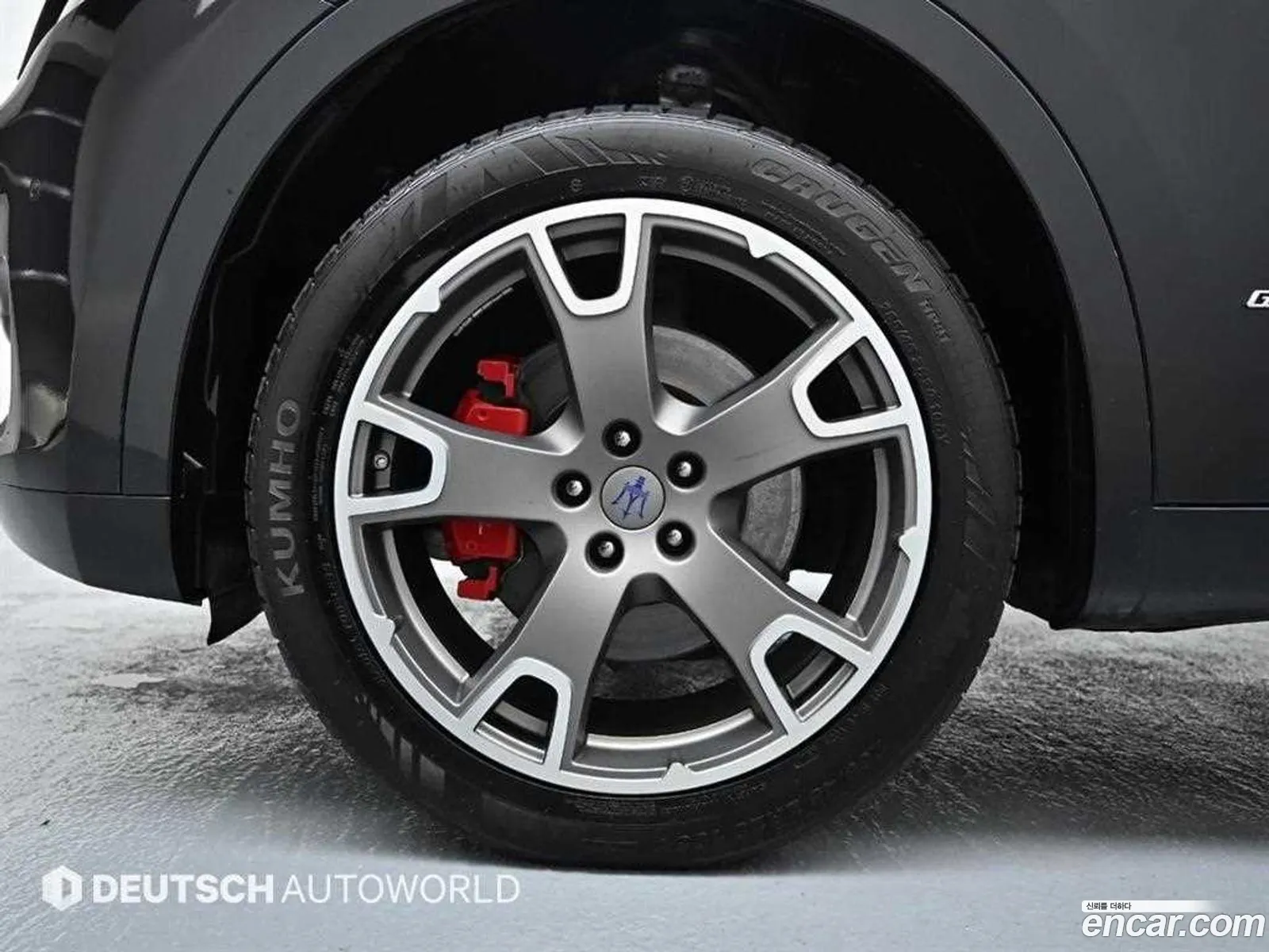 Maserati Levante I 30 Awd Granlusso 2018 - фотография 12616053