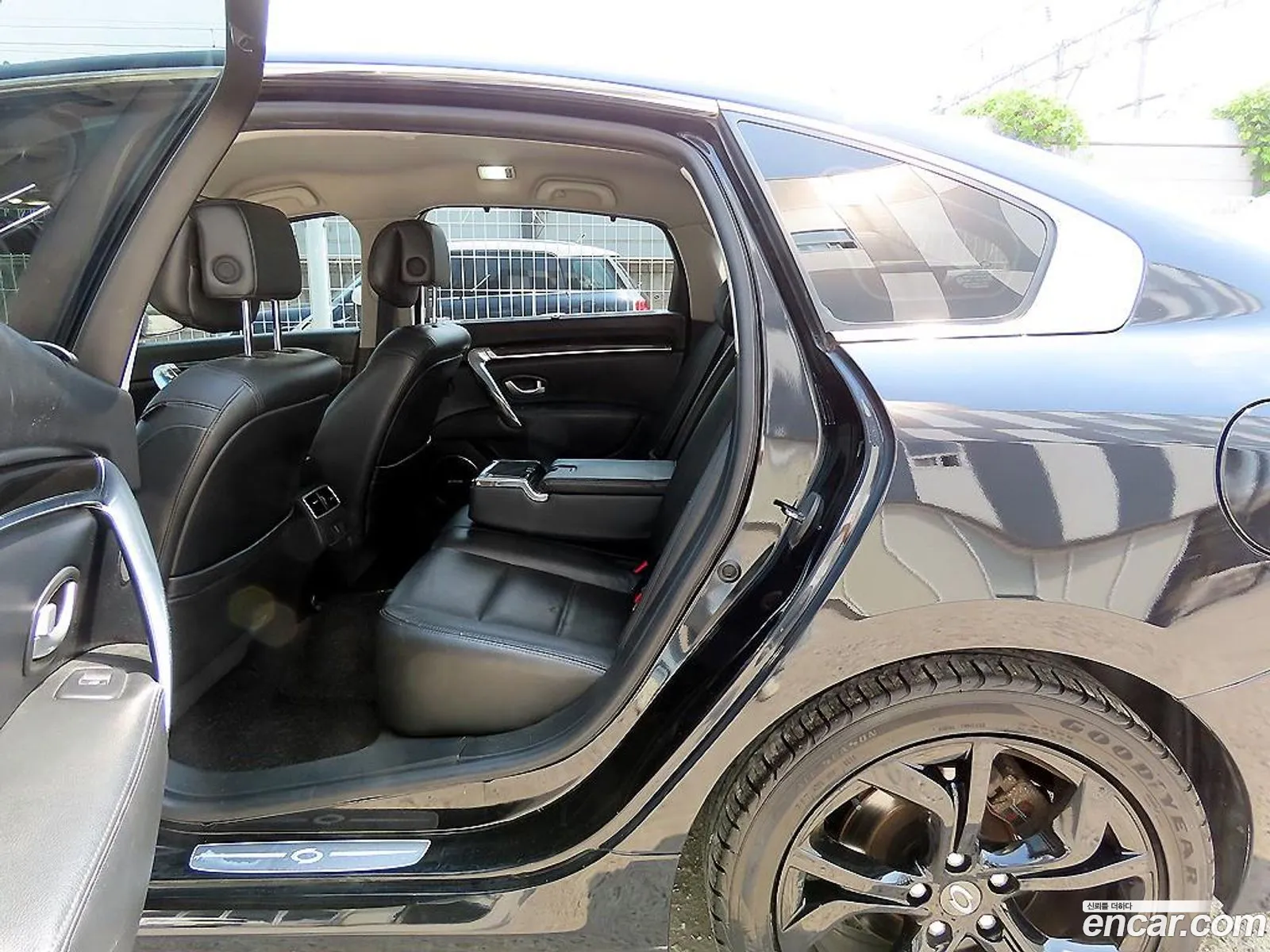 Renault Samsung Sm7 Re35 2013 - фотография 12511142
