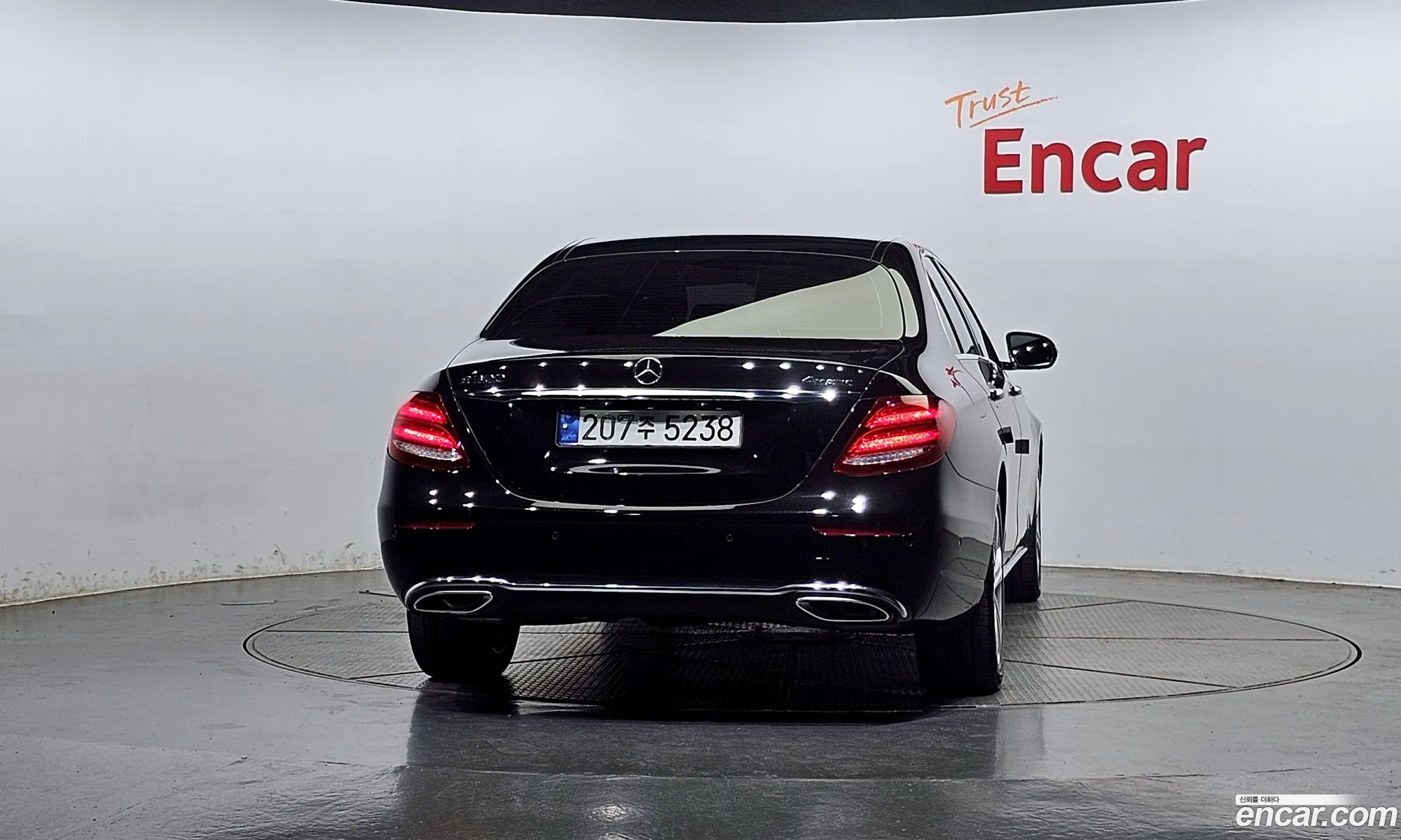 Mercedes-Benz E-Klasse V W213 S213 C238 E300 4Matic Avant Garde 2018 - фотография 14278602
