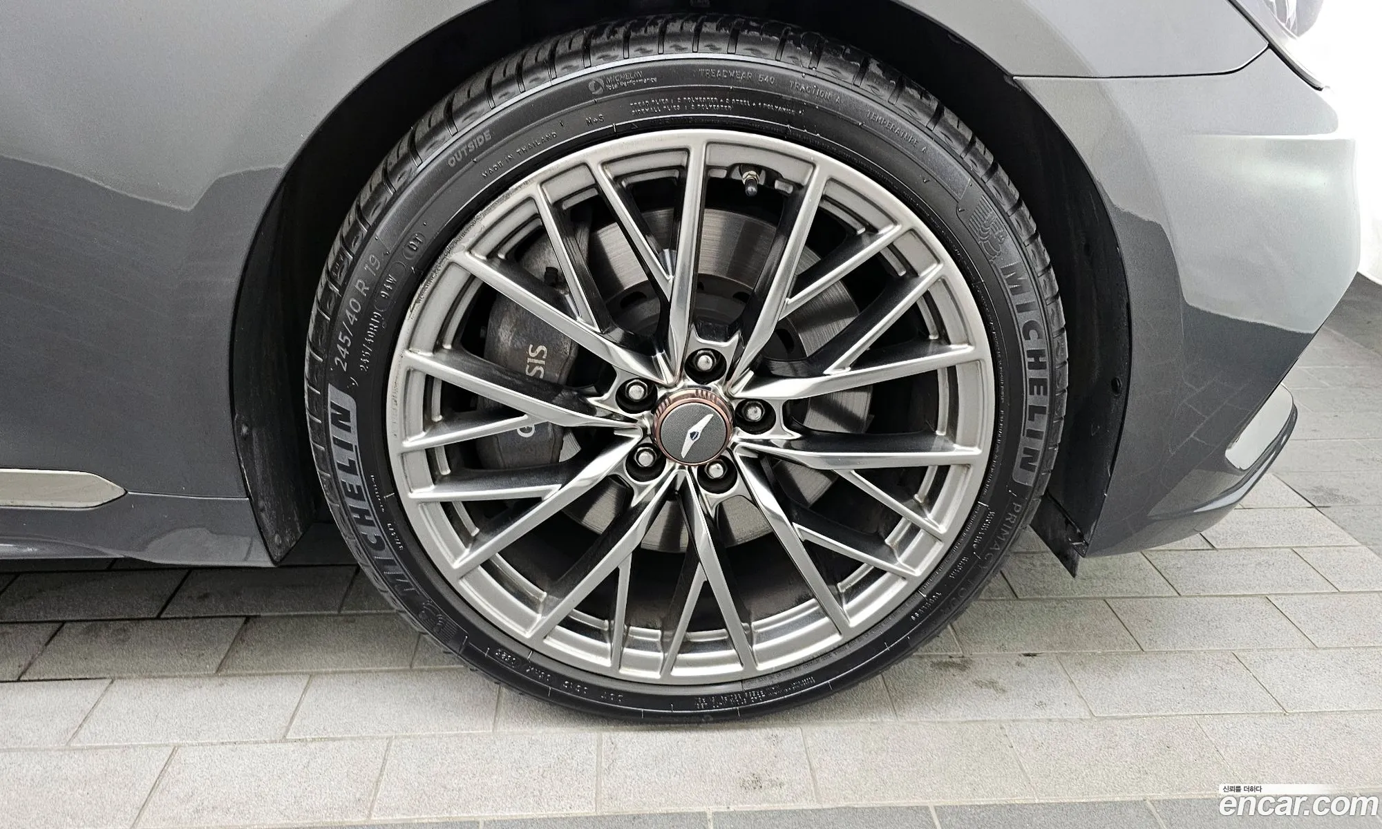Genesis G80 I 33 T-Gdi Awd 2017 - фотография 351559