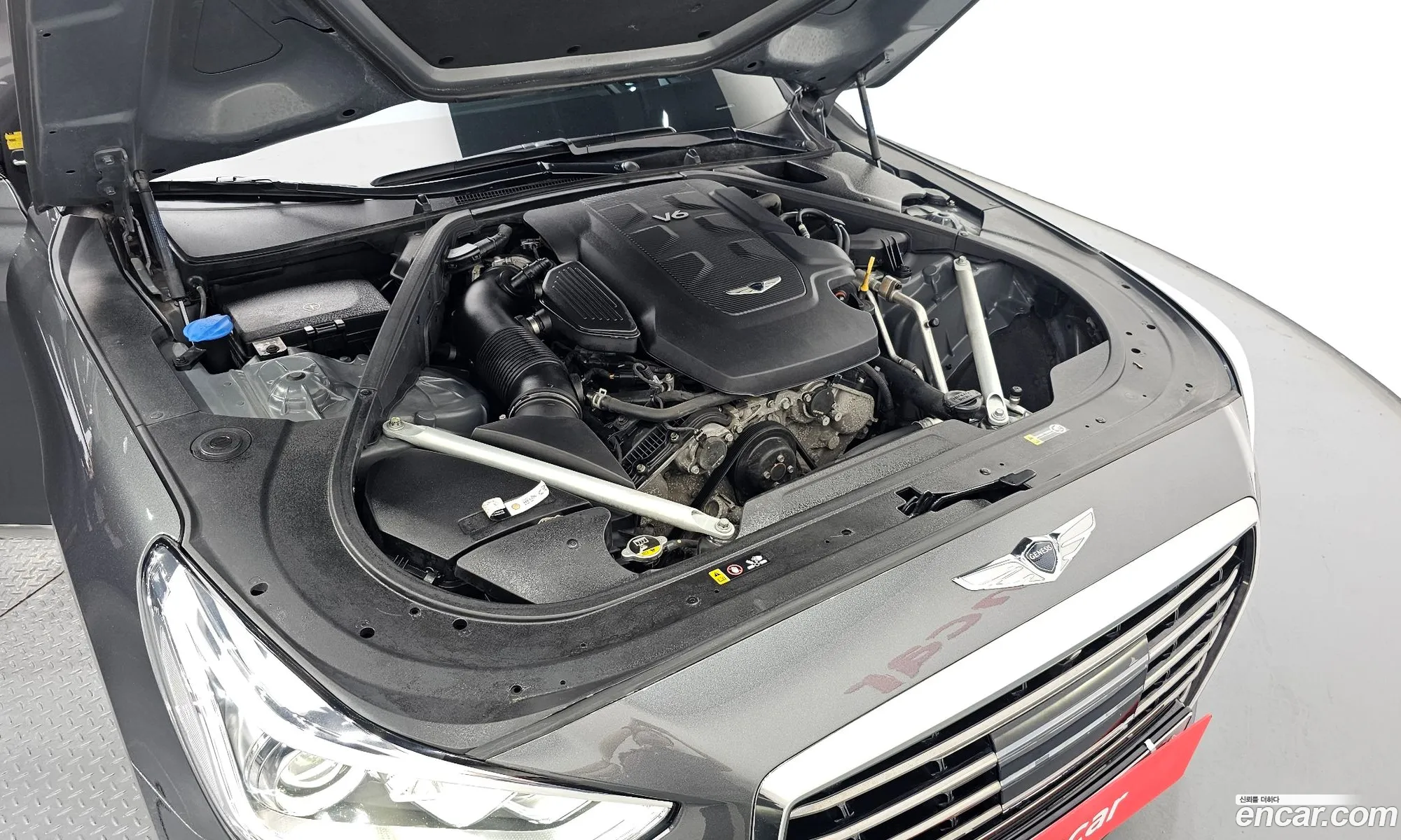 Genesis G90 I 38 Gdi Awd 2018 - фотография 15745051