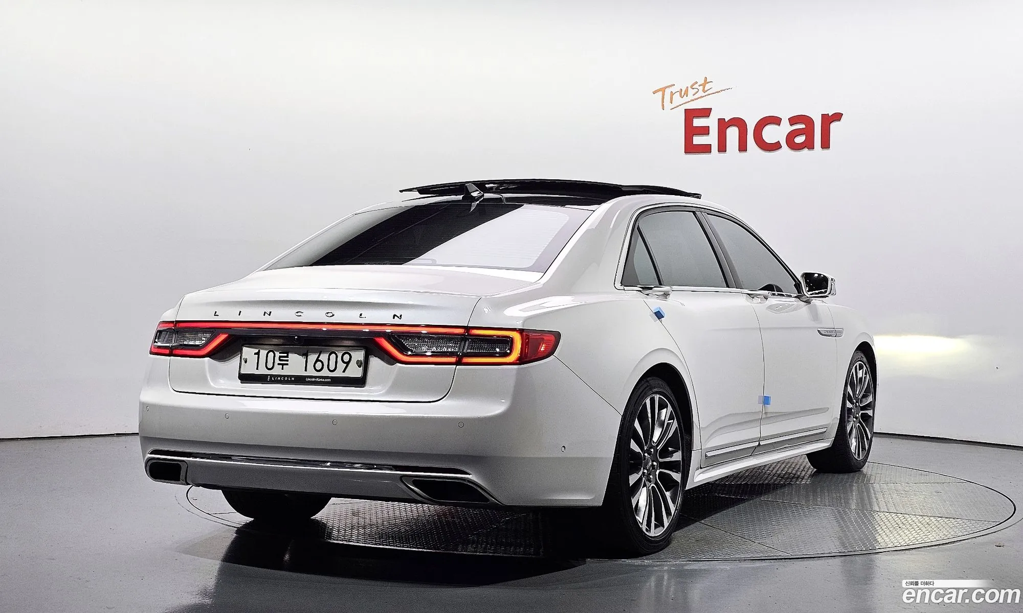 Lincoln Continental X 30 Awd 2019 - фотография 3738217