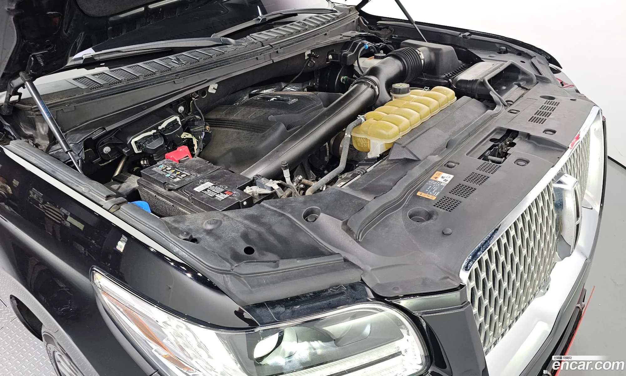 Lincoln Navigator Iv 35L 2020 - фотография 3738196