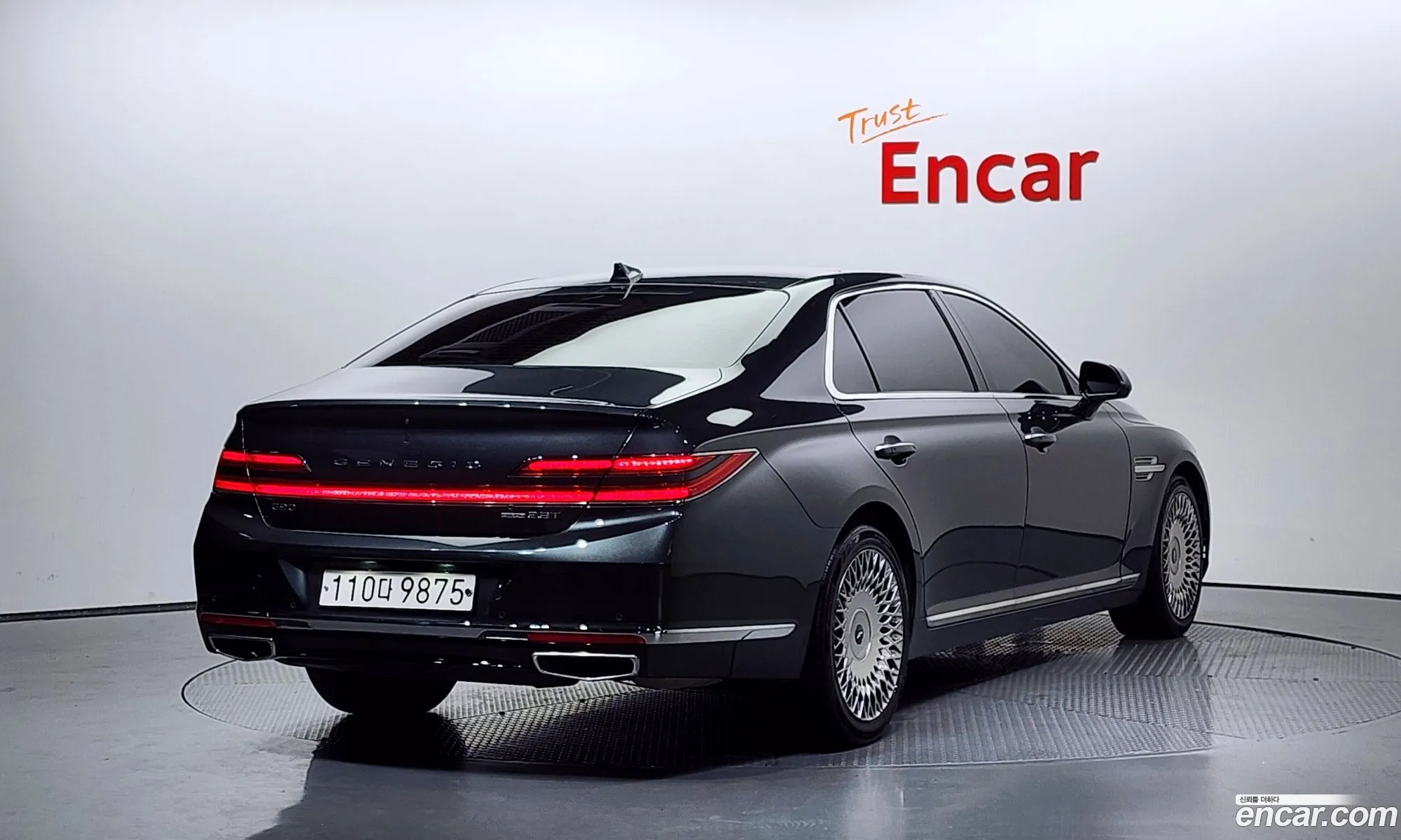 Genesis G90 I 33T Awd 2019 - фотография 349423
