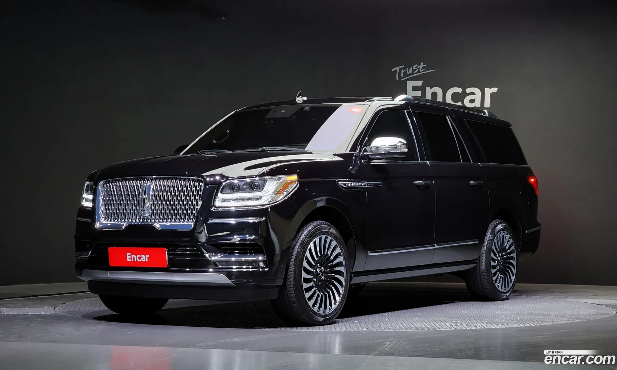 Lincoln Navigator Iv 35L Black Label 2020 - фотография 3738228