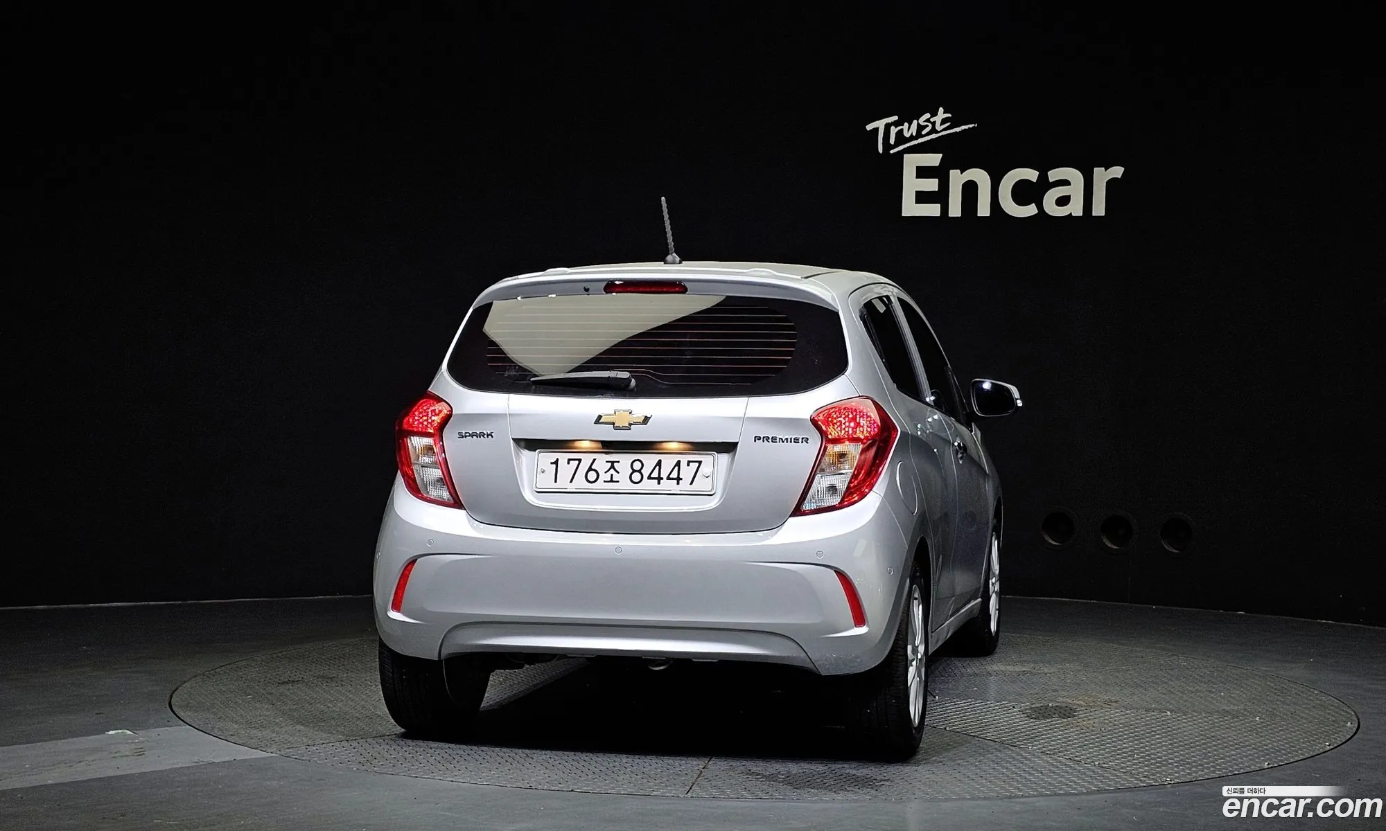 Chevrolet Spark Premier 2020 - фотография 8106363