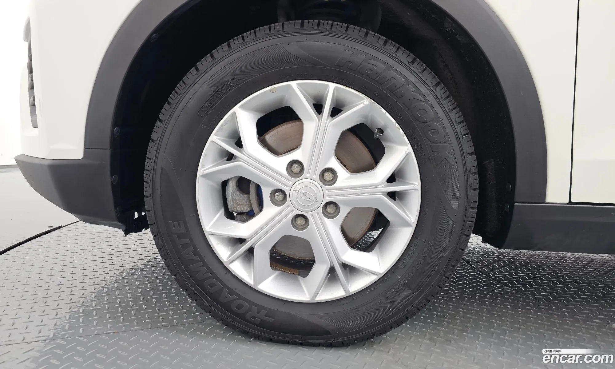 Ssangyong Tivoli Tivoli Diesel 16 2Wd 2021 - фотография 17510007