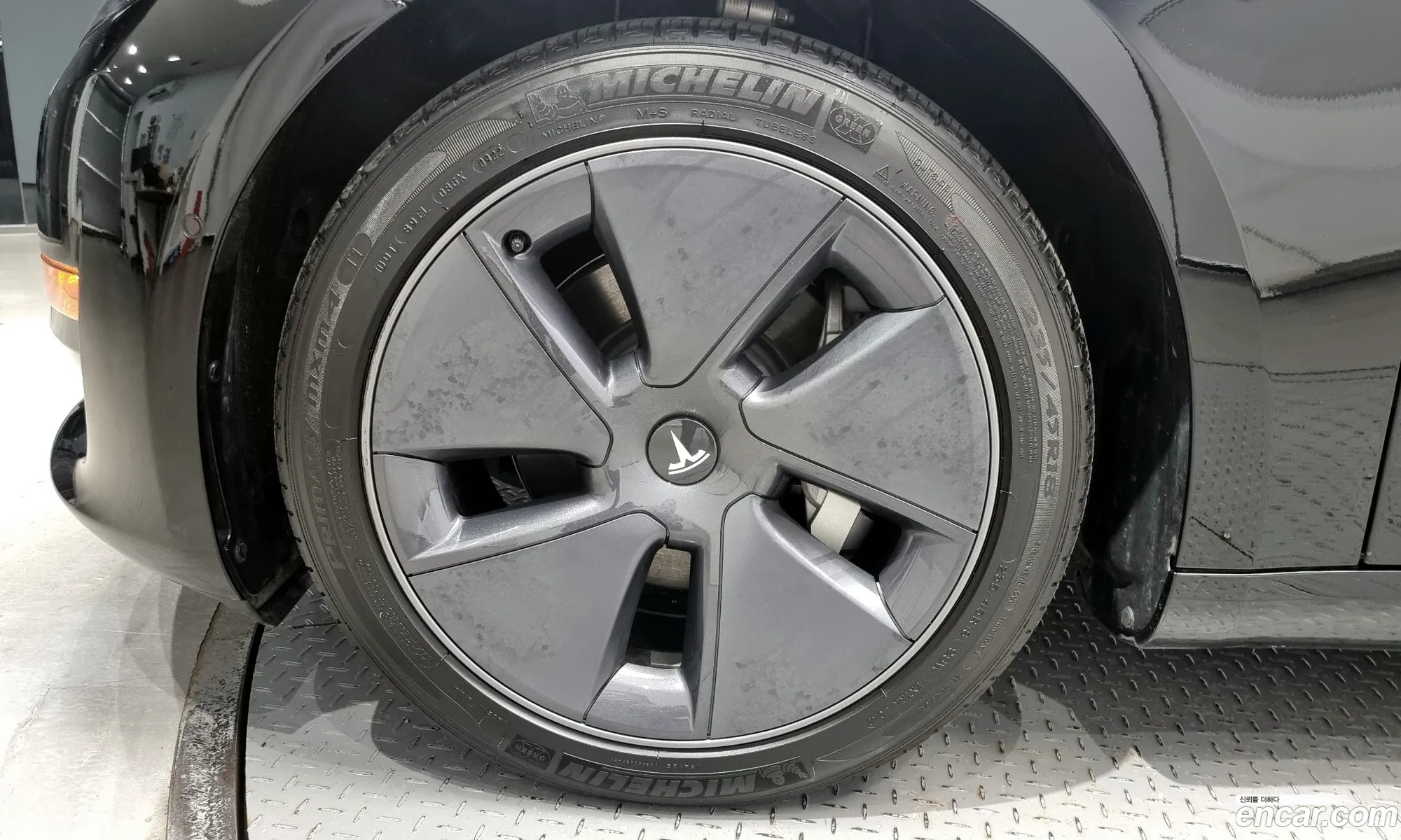 Tesla Model 3 I Rwd 2022 - фотография 14550656