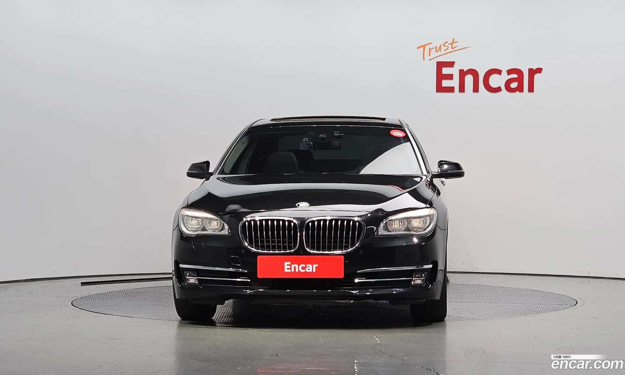 BMW 7Er V F01F02F04 740Li 2014 - фотография 17141696