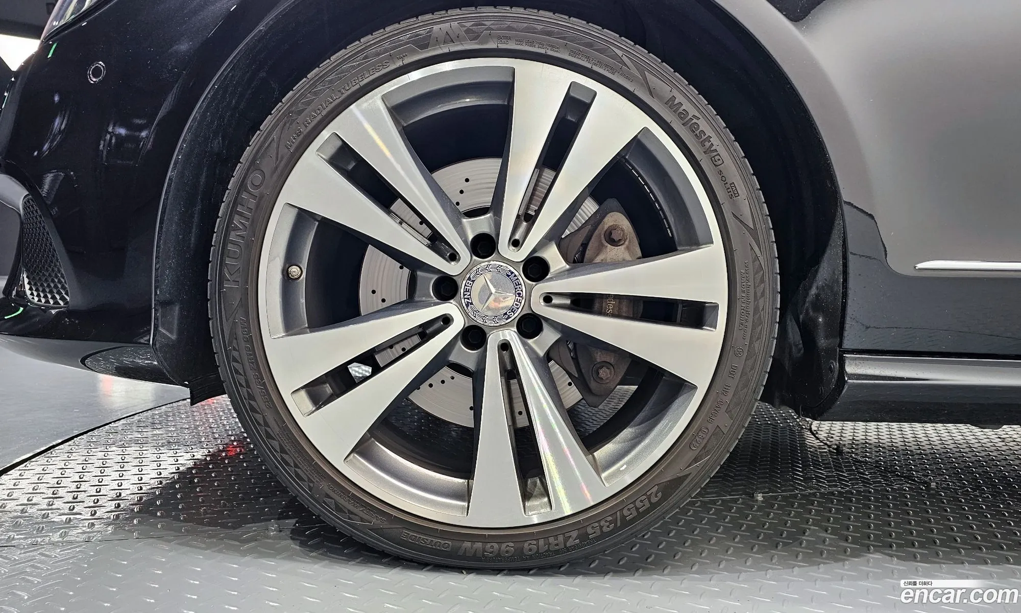 Mercedes-Benz Cls-Klasse Ii C218 Cls350 D 4Matic 2016 - фотография 14012490