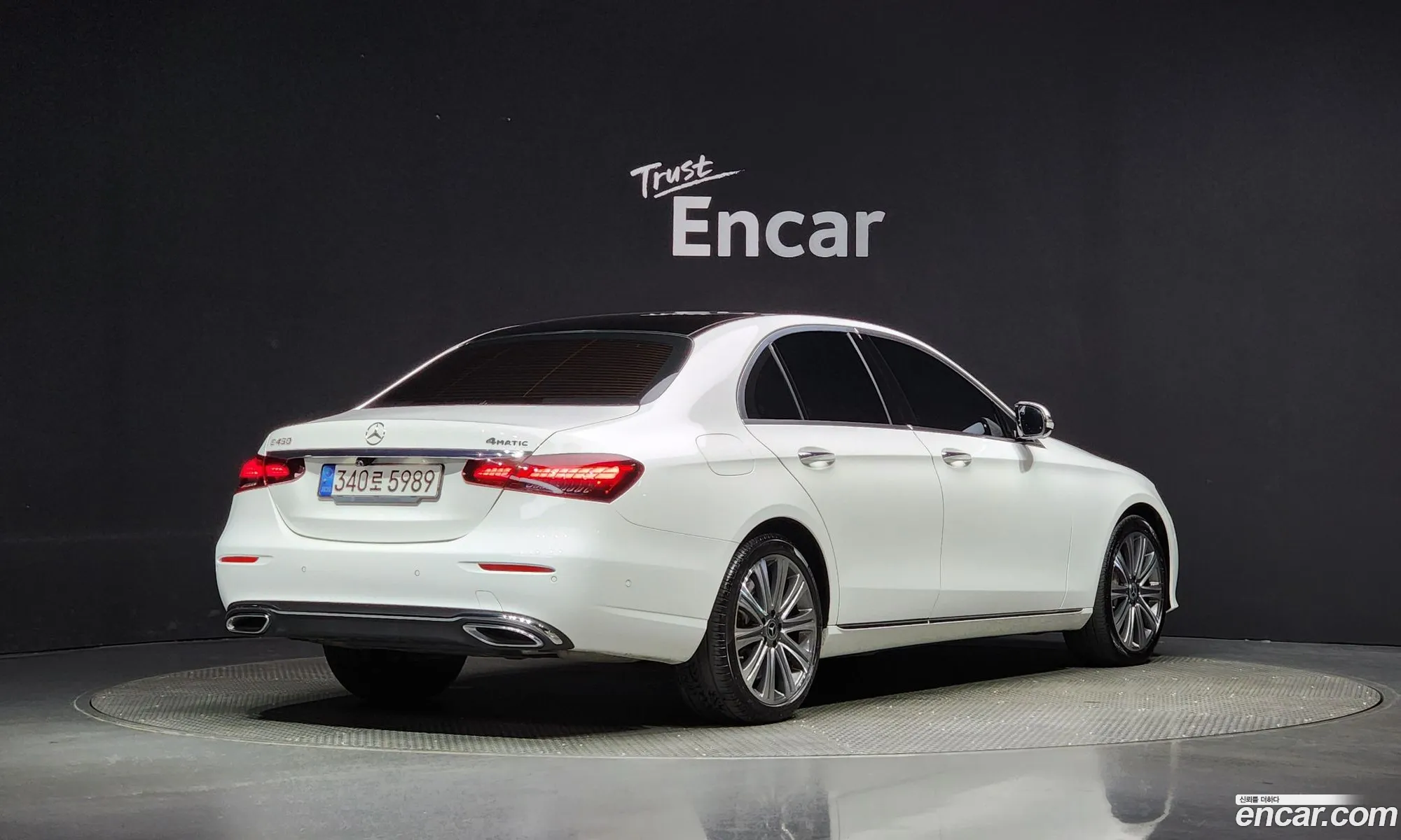 Mercedes-Benz E-Klasse V W213 S213 C238 E450 4Matic Exclusive 2022 - фотография 13756472