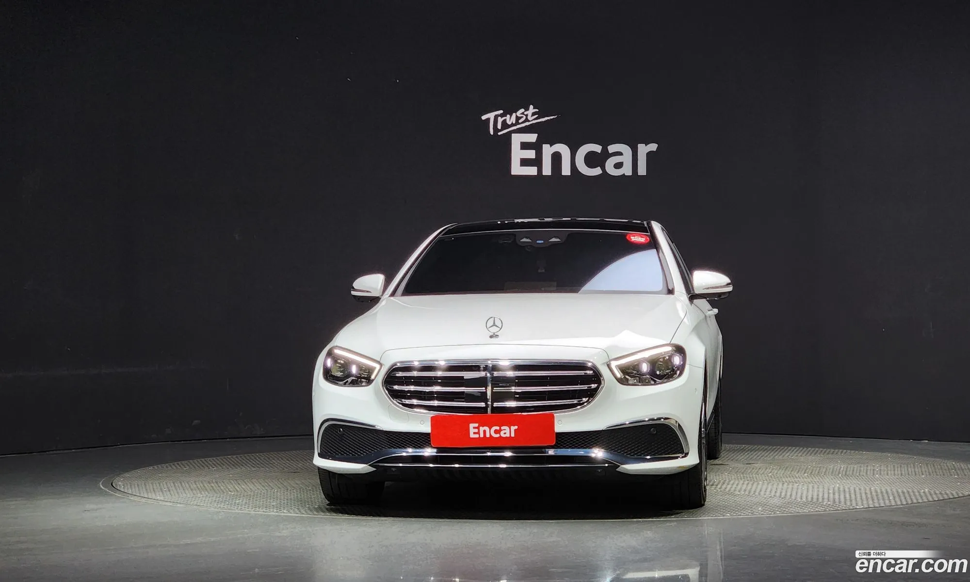 Mercedes-Benz E-Klasse V W213 S213 C238 E450 4Matic Exclusive 2022 - фотография 13756473