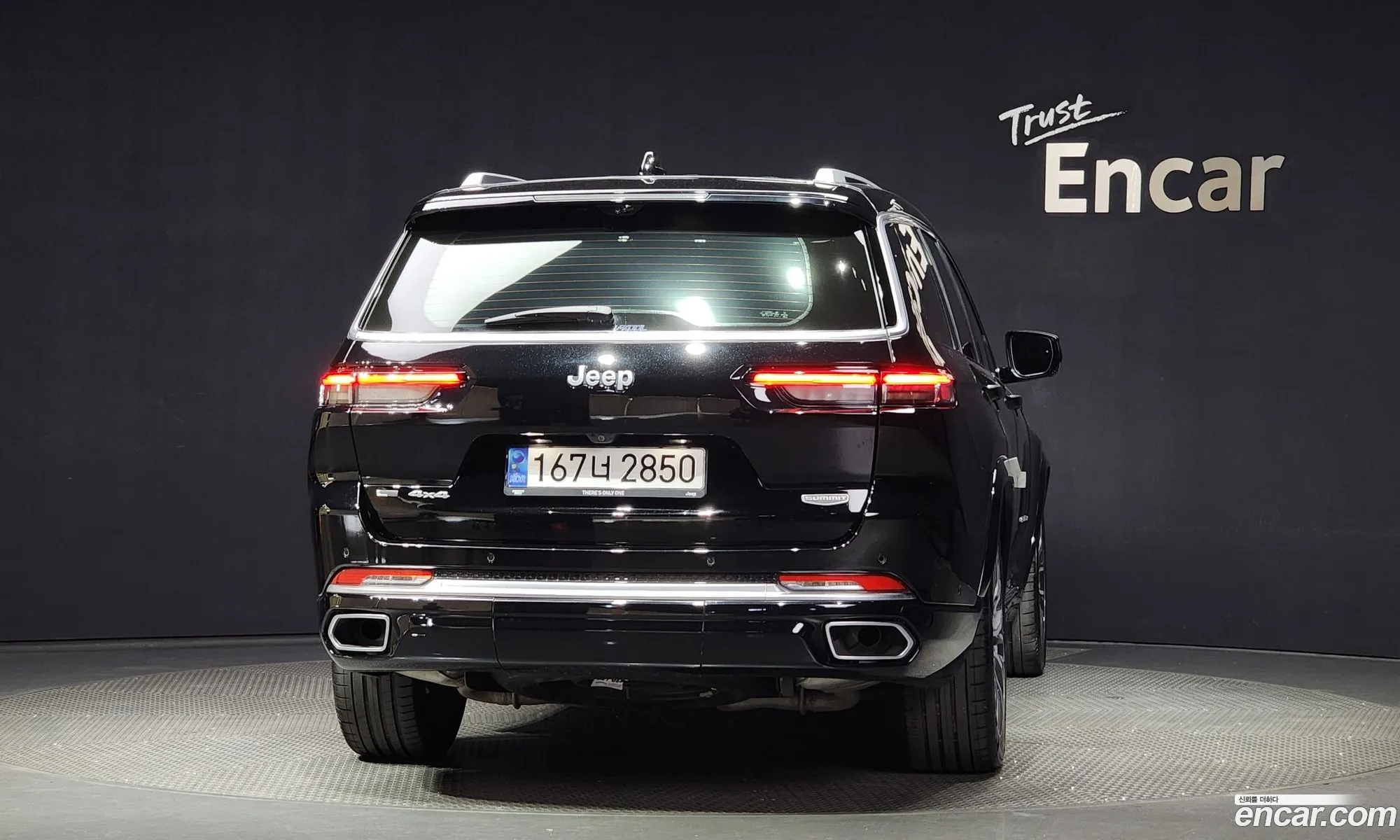 Jeep Cherokee L 36 Summit Reserve 2023 - фотография 6527095