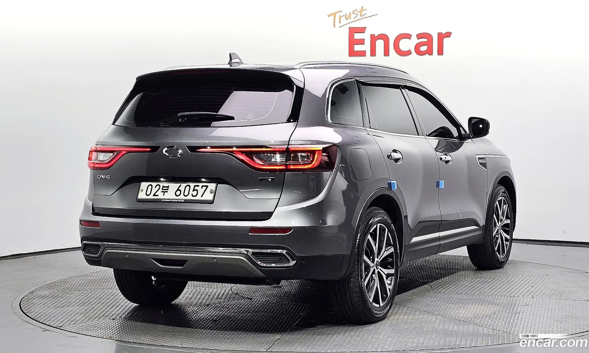 Renault Korea Samsung The New Qm6 20 Lpe Re Signature 2Wd - фотография 4642459
