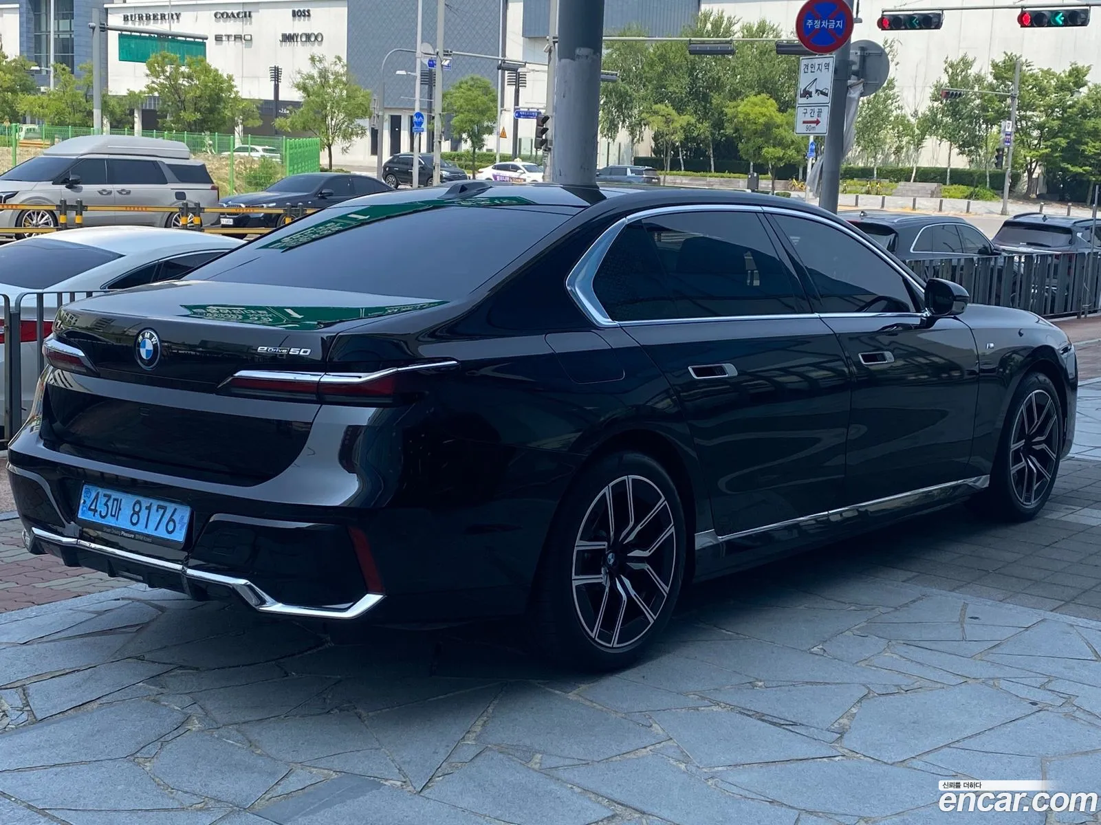 BMW I7 Edrive 50 M Sports 2024 - фотография 17191804