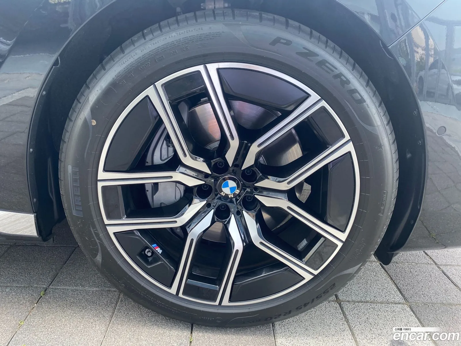 BMW I7 Edrive 50 M Sports 2024 - фотография 17191807